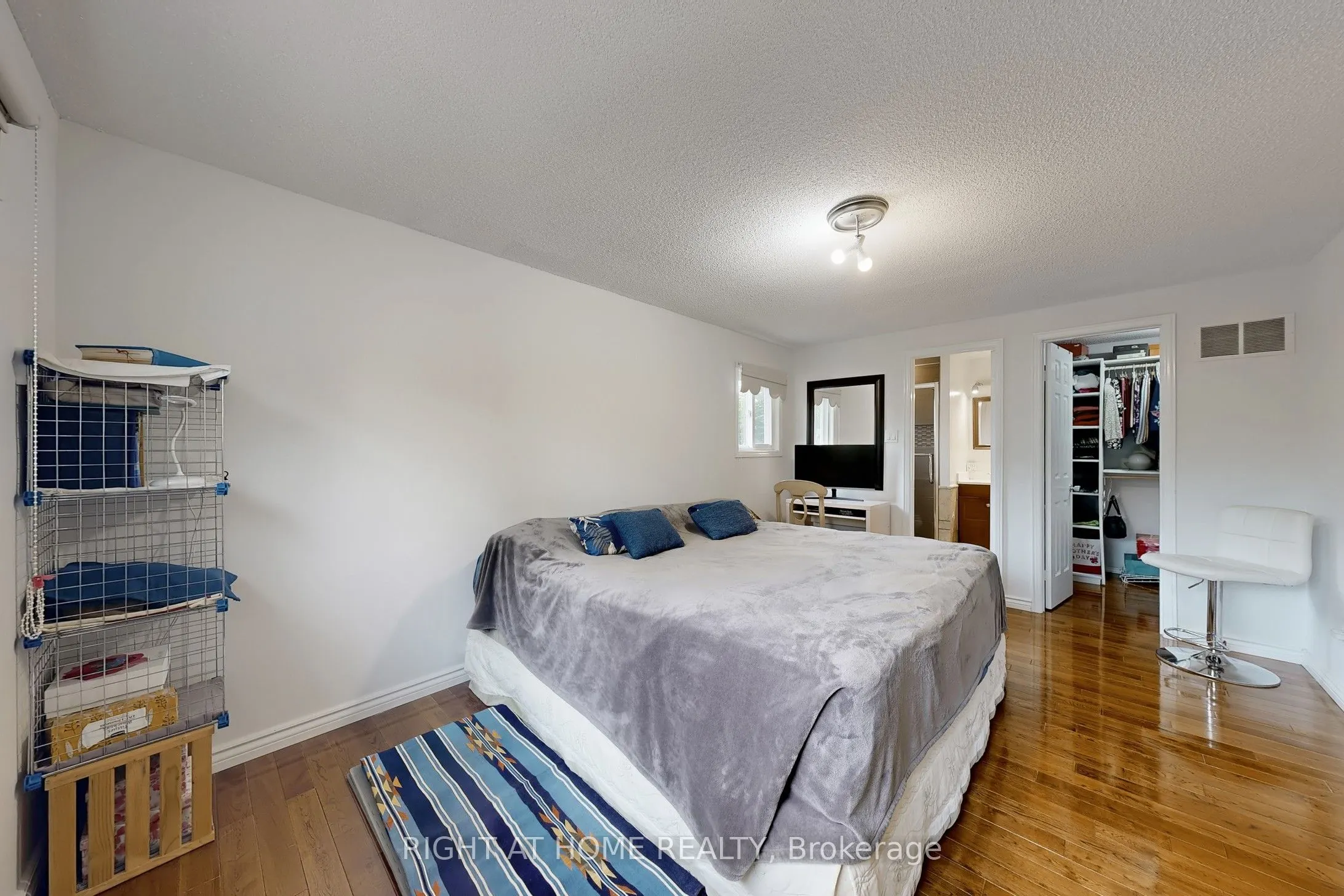 52 Breckonwood Crescent