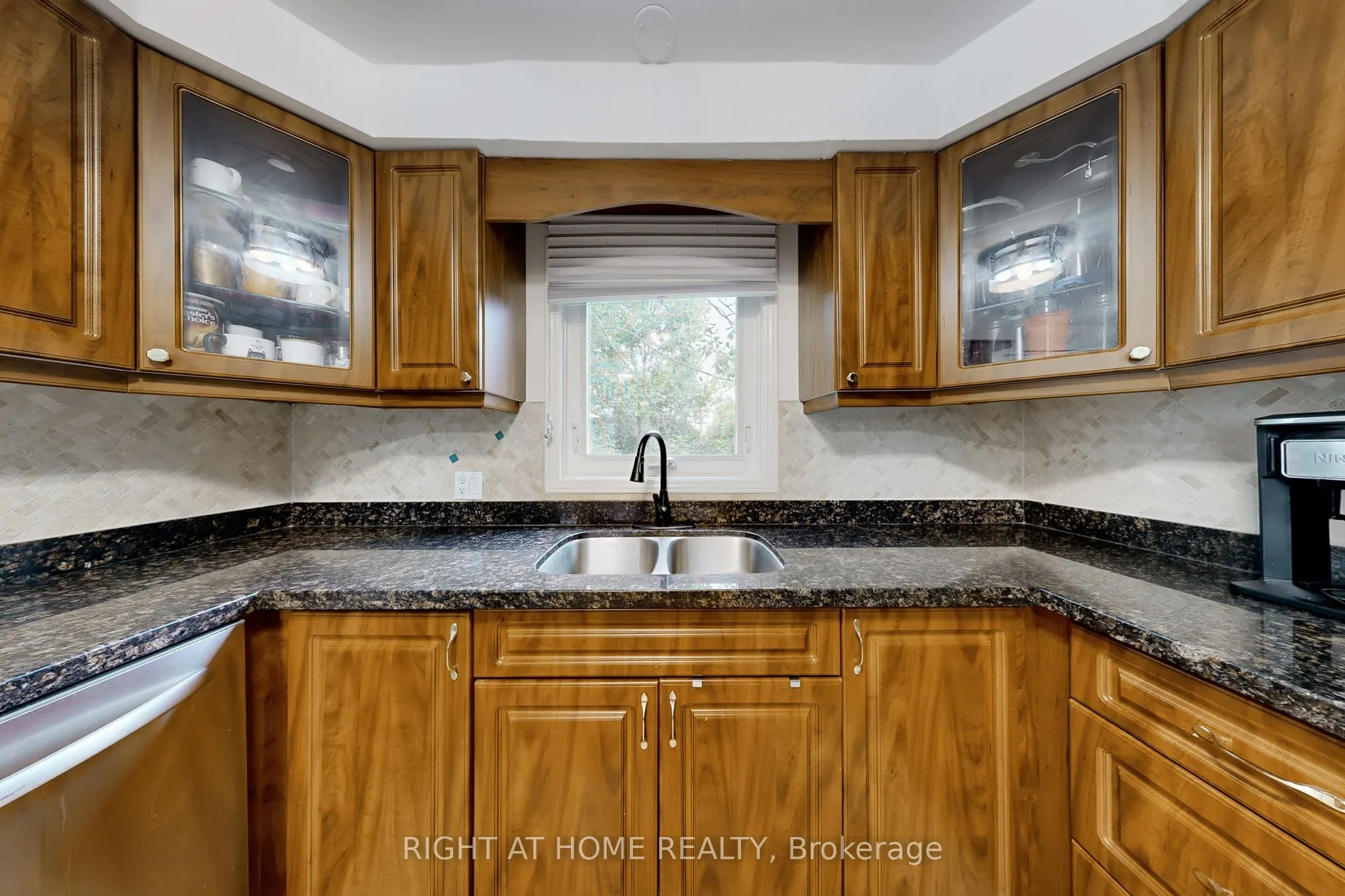 52 Breckonwood Crescent