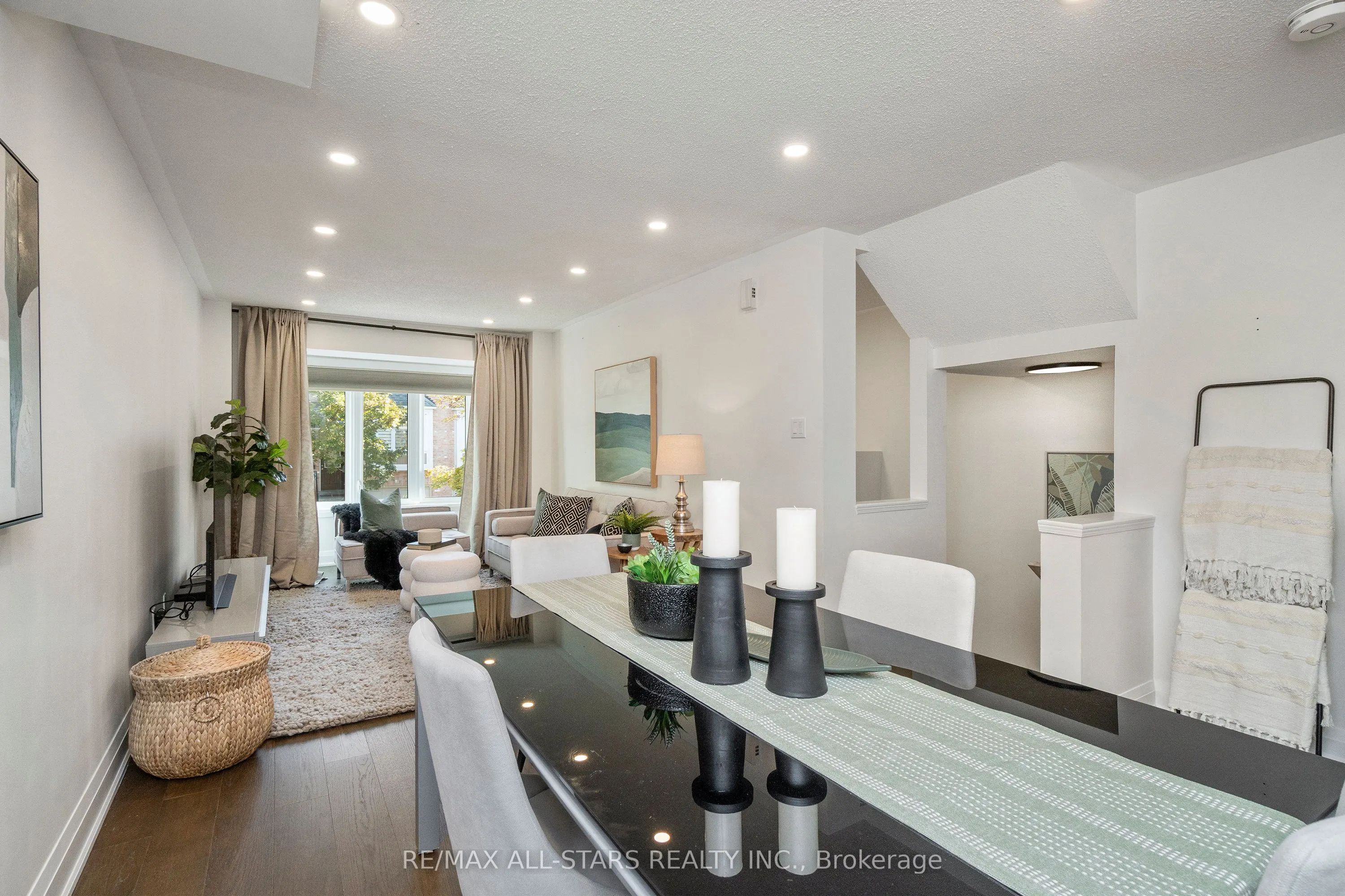 21 Rougehaven Way, #10