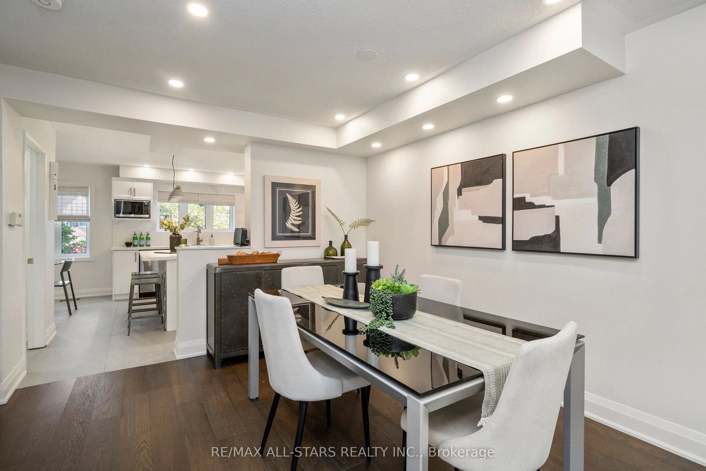 21 Rougehaven Way, #10