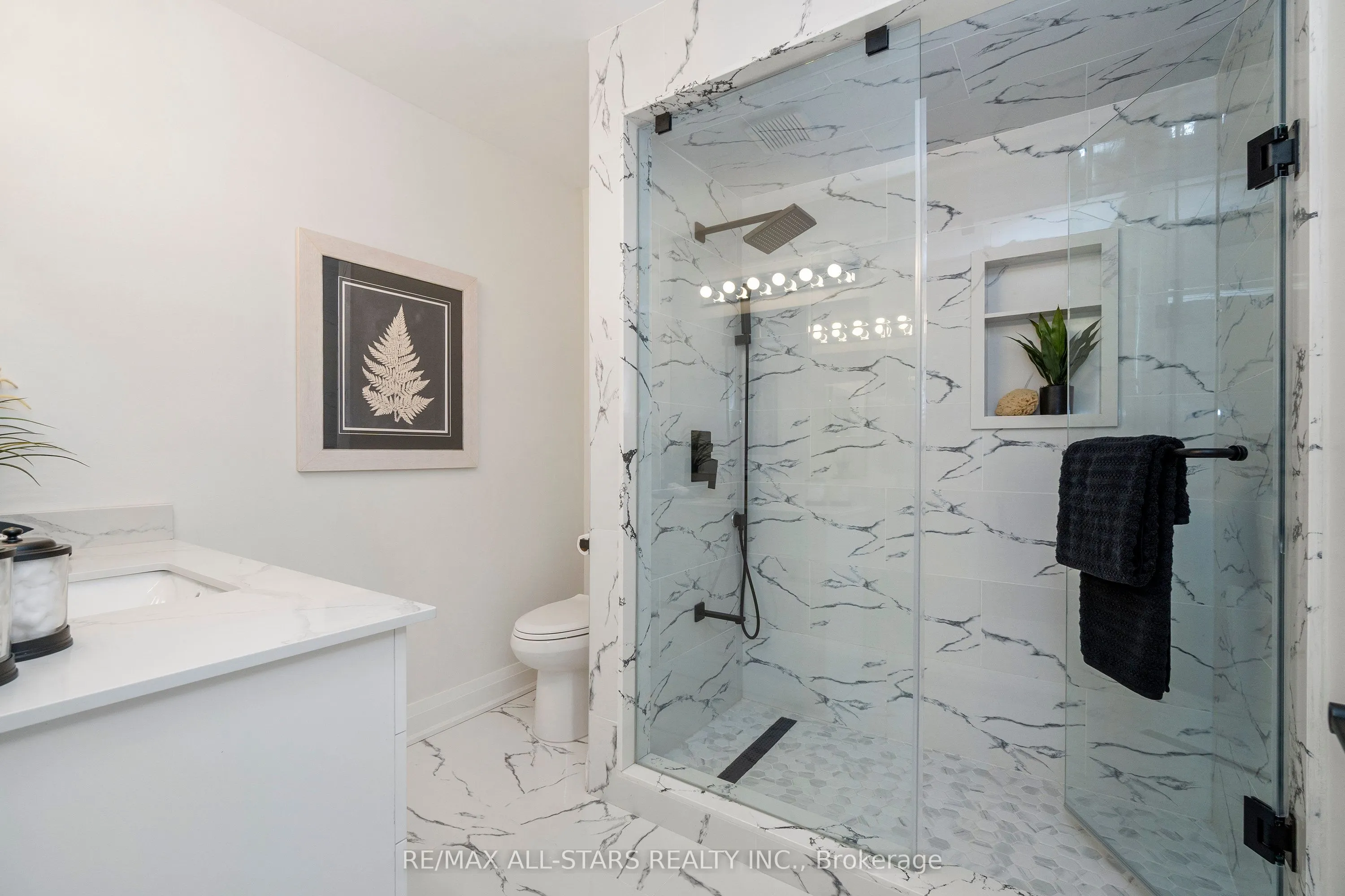 21 Rougehaven Way, #10