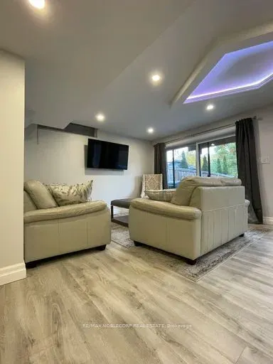 145 Cranbrook Crescent