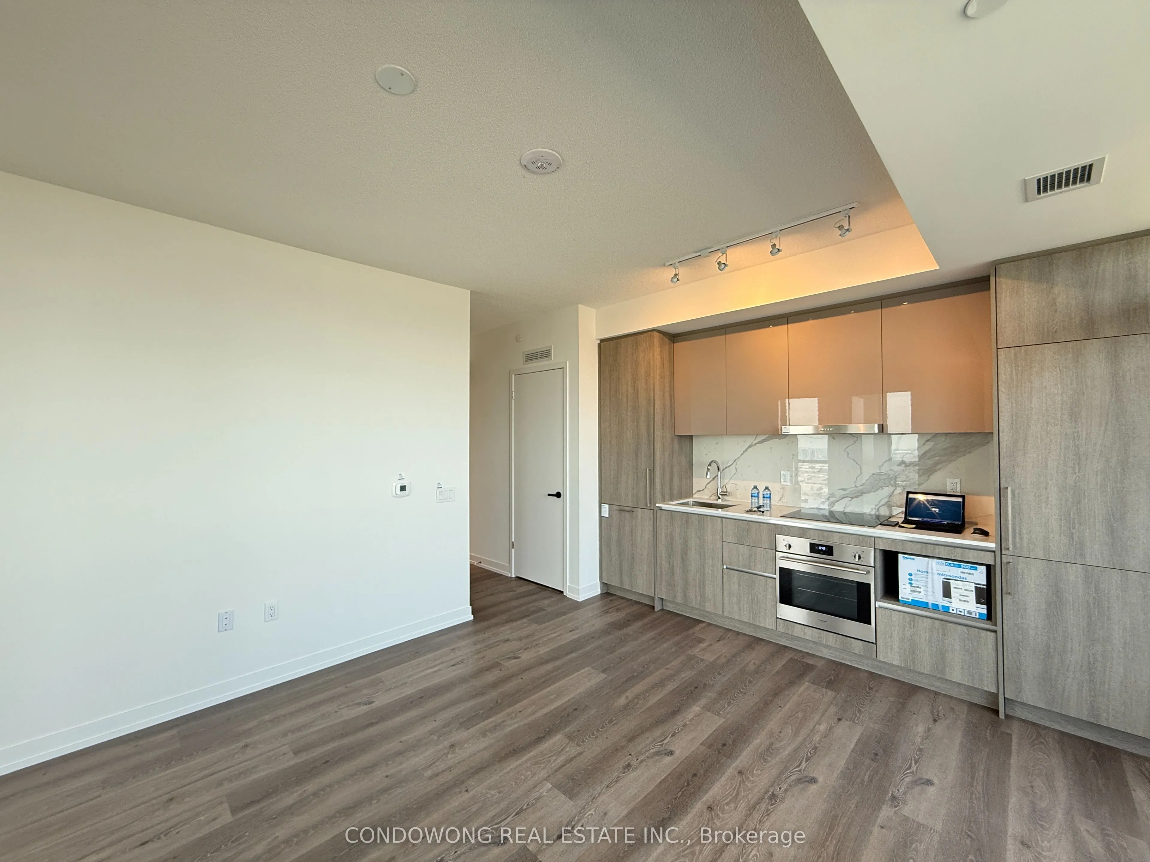 225 Commerce Street, #4609