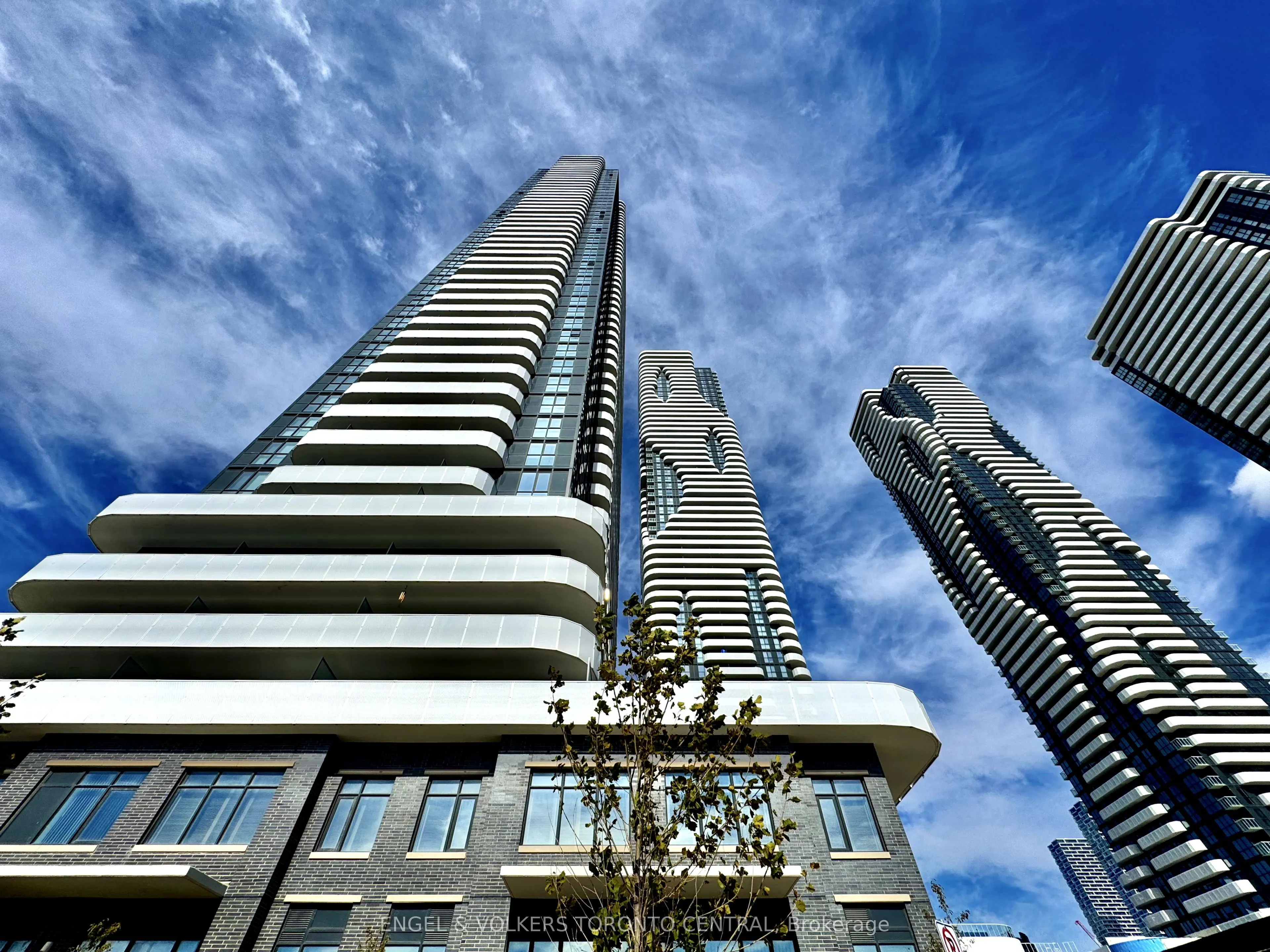 225 Commerce Street, #3203