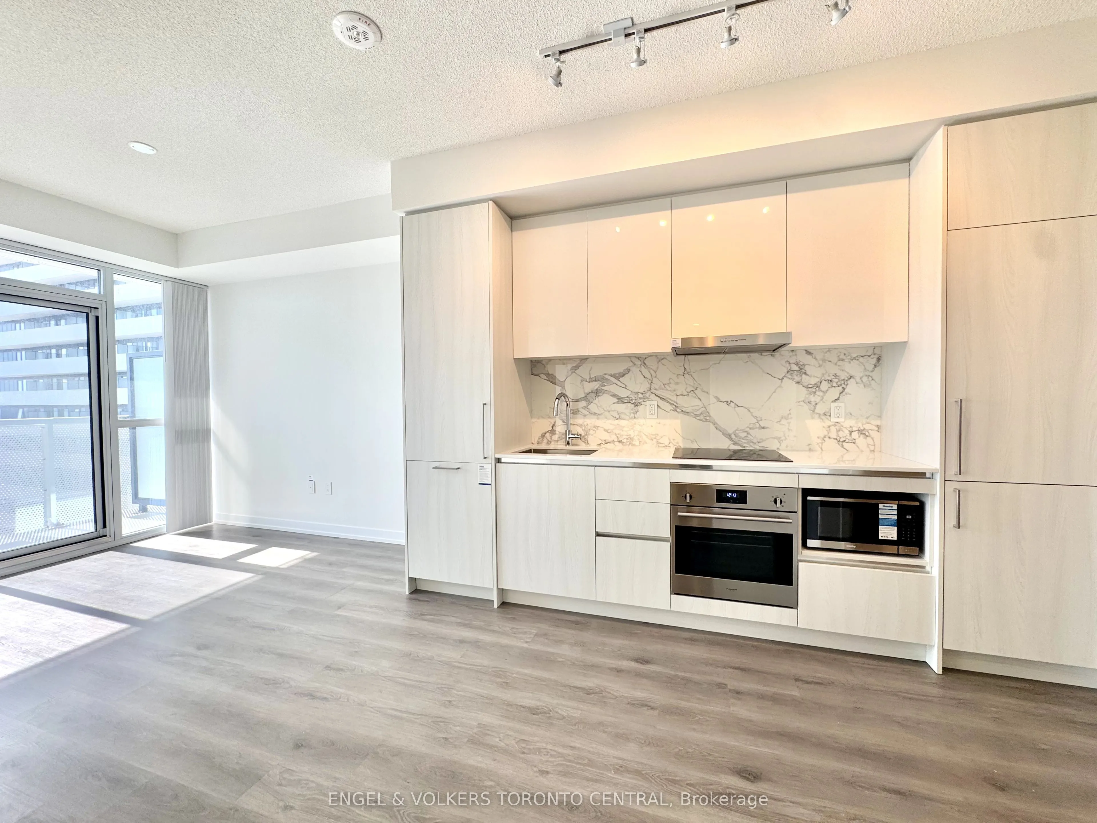 225 Commerce Street, #3203