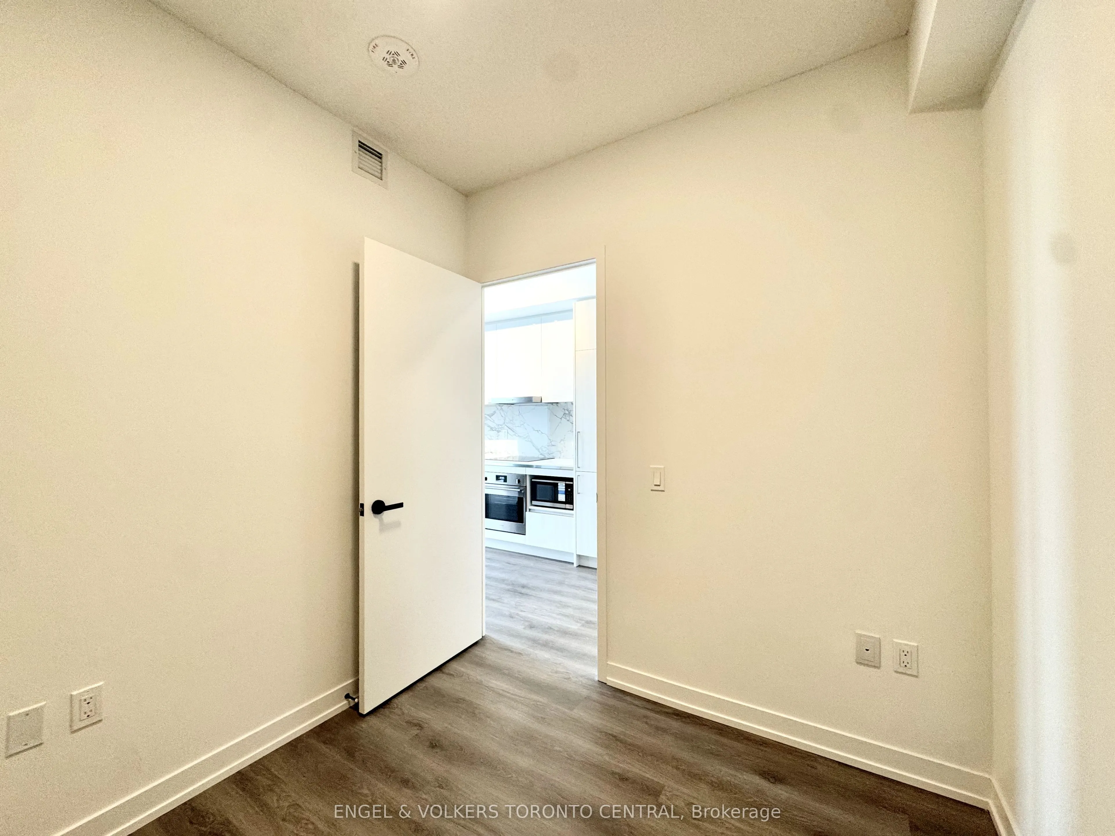 225 Commerce Street, #3203