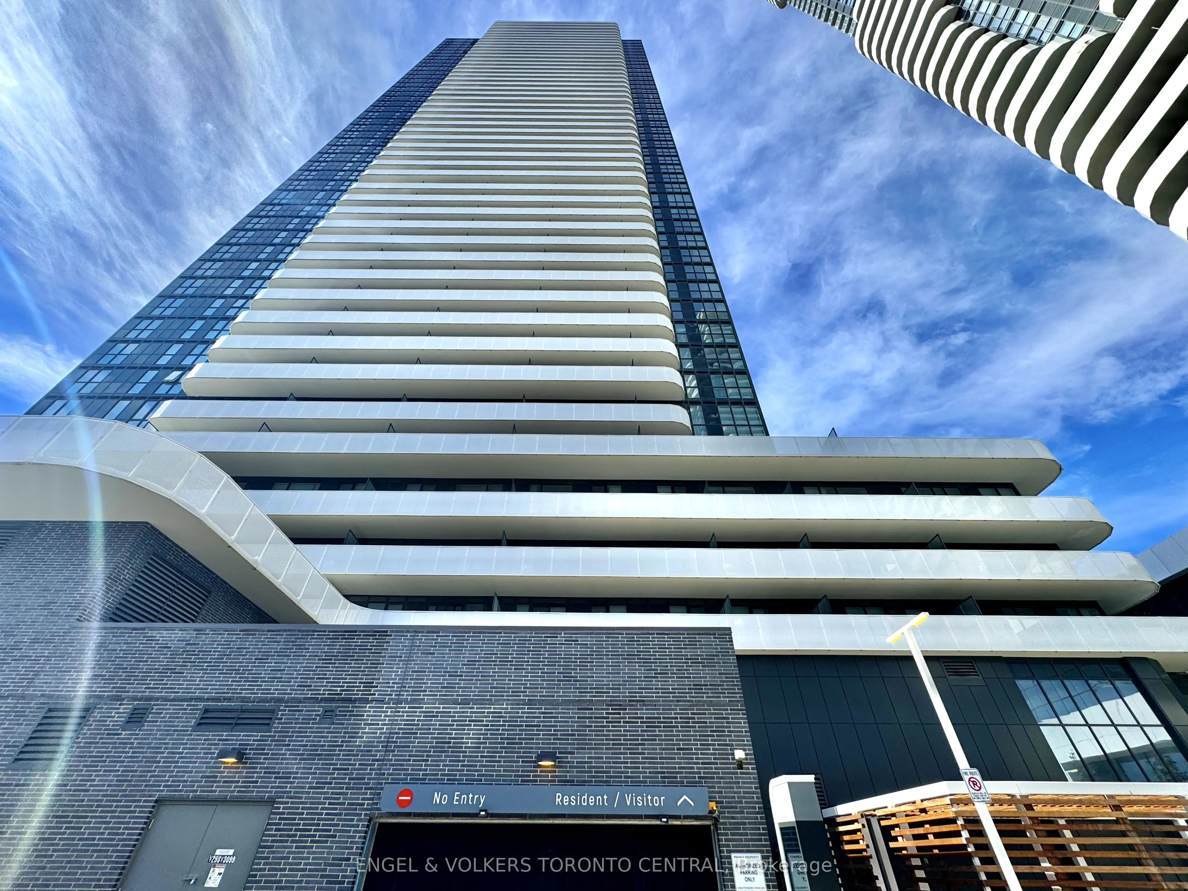 225 Commerce Street, #3203