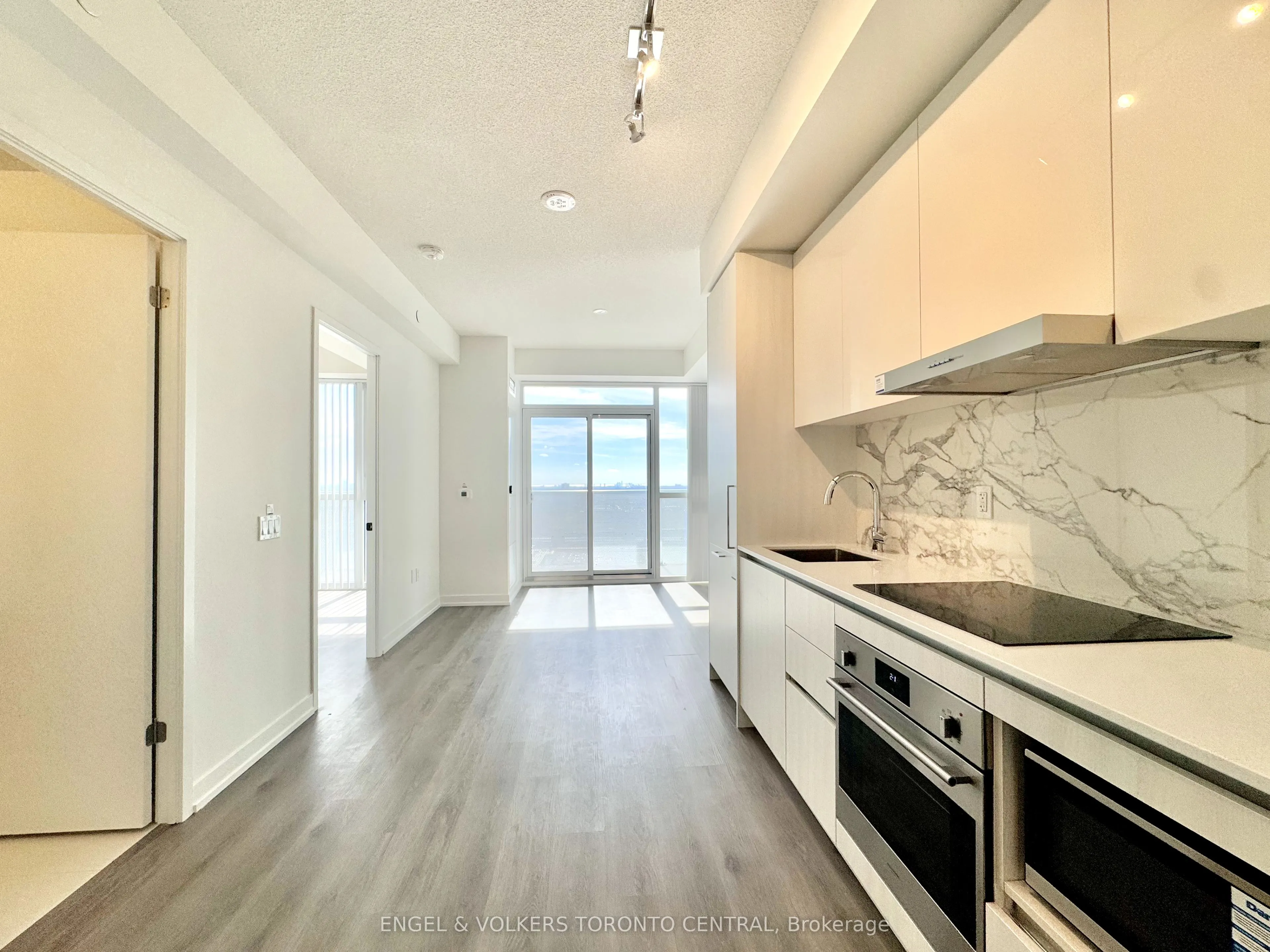 225 Commerce Street, #3203