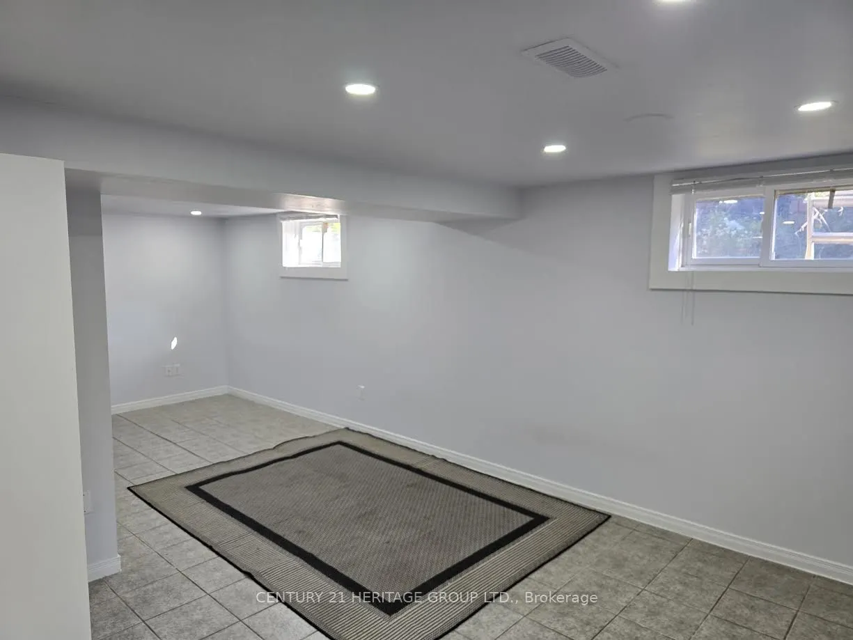 65 Park Crescent, #Bsmt B