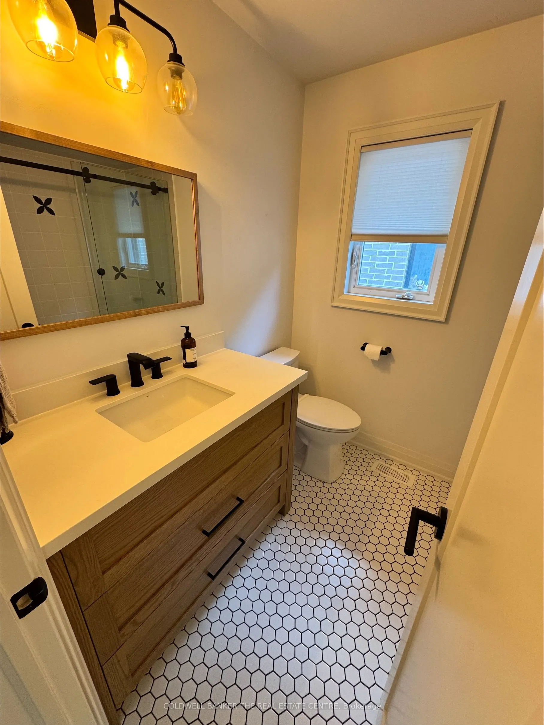 3 Alan Williams Trail
