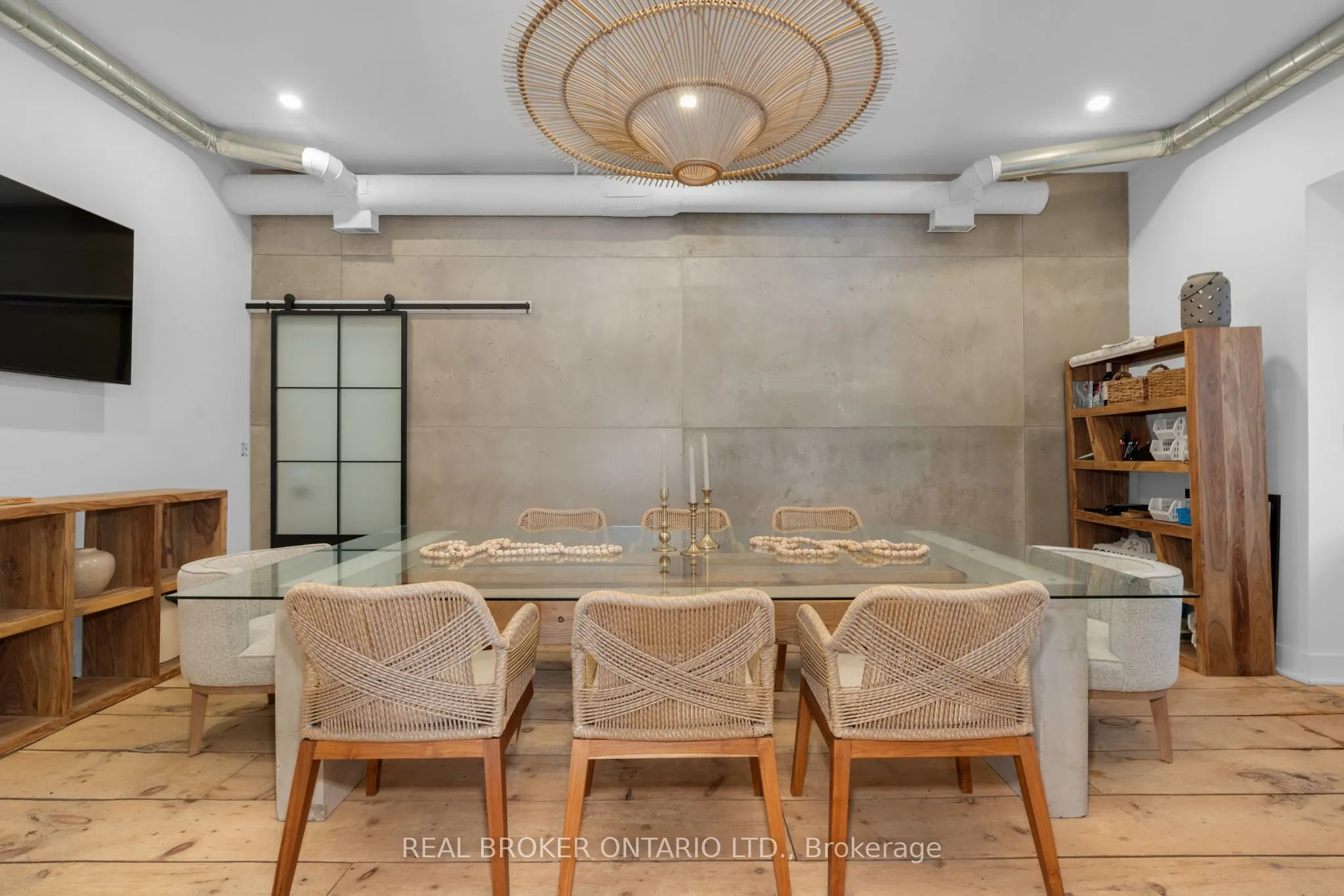 1 Dufferin Street
