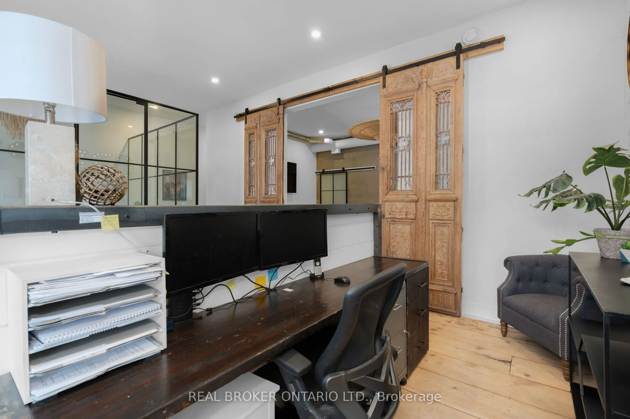 1 Dufferin Street