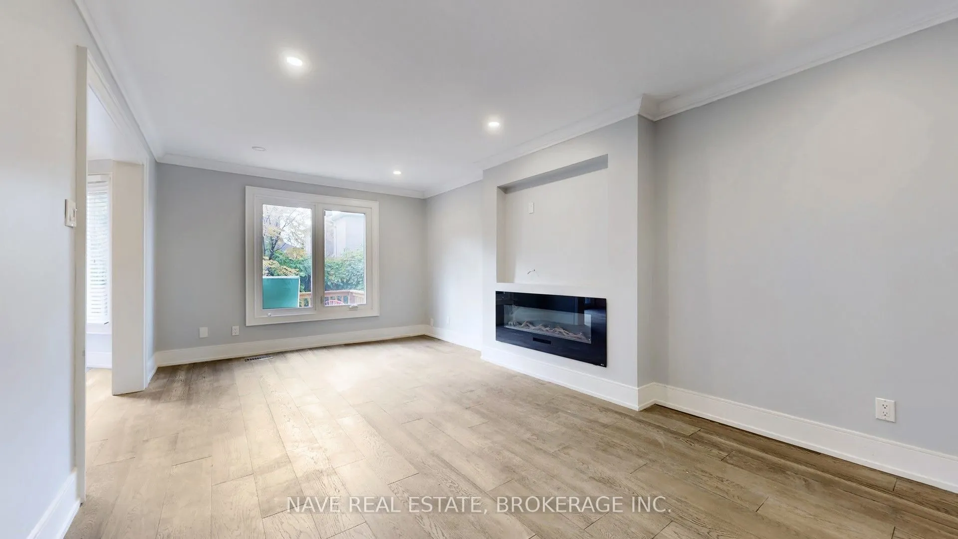 9 Tollbar Court