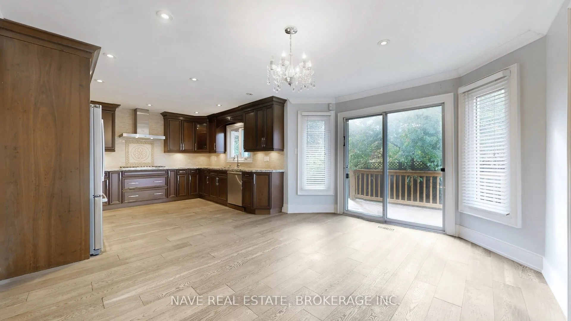 9 Tollbar Court