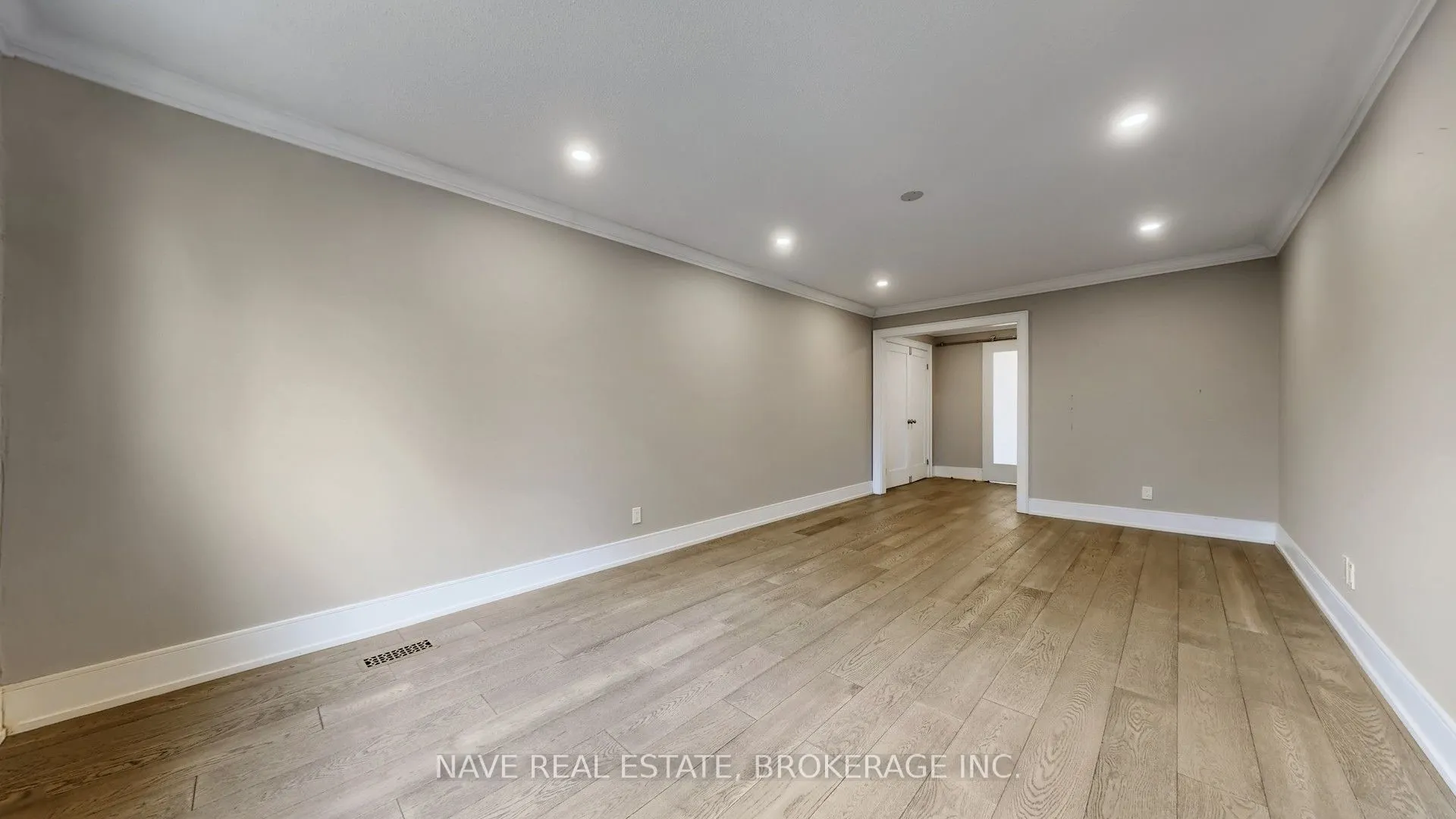 9 Tollbar Court