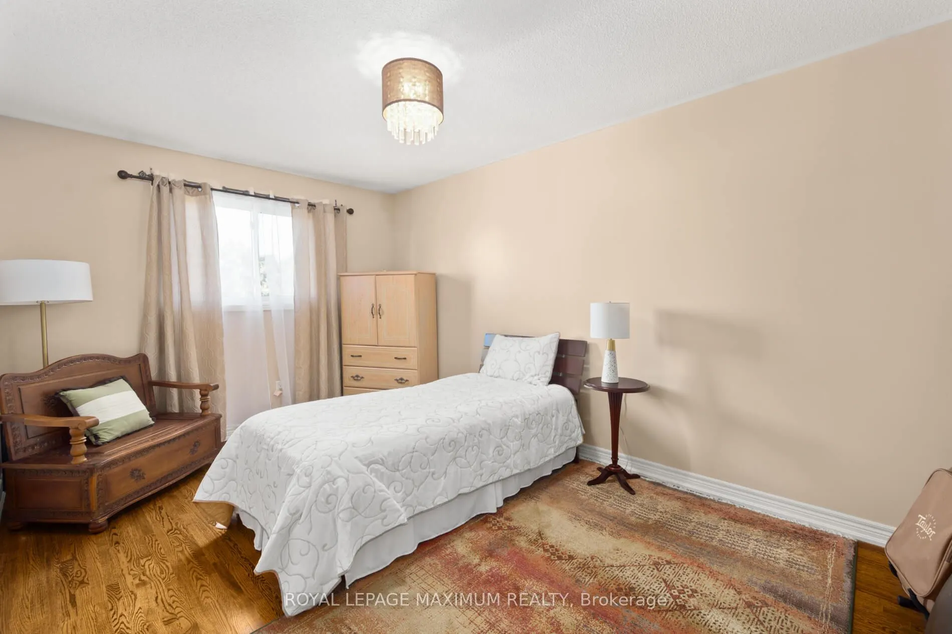 12 Checker Court