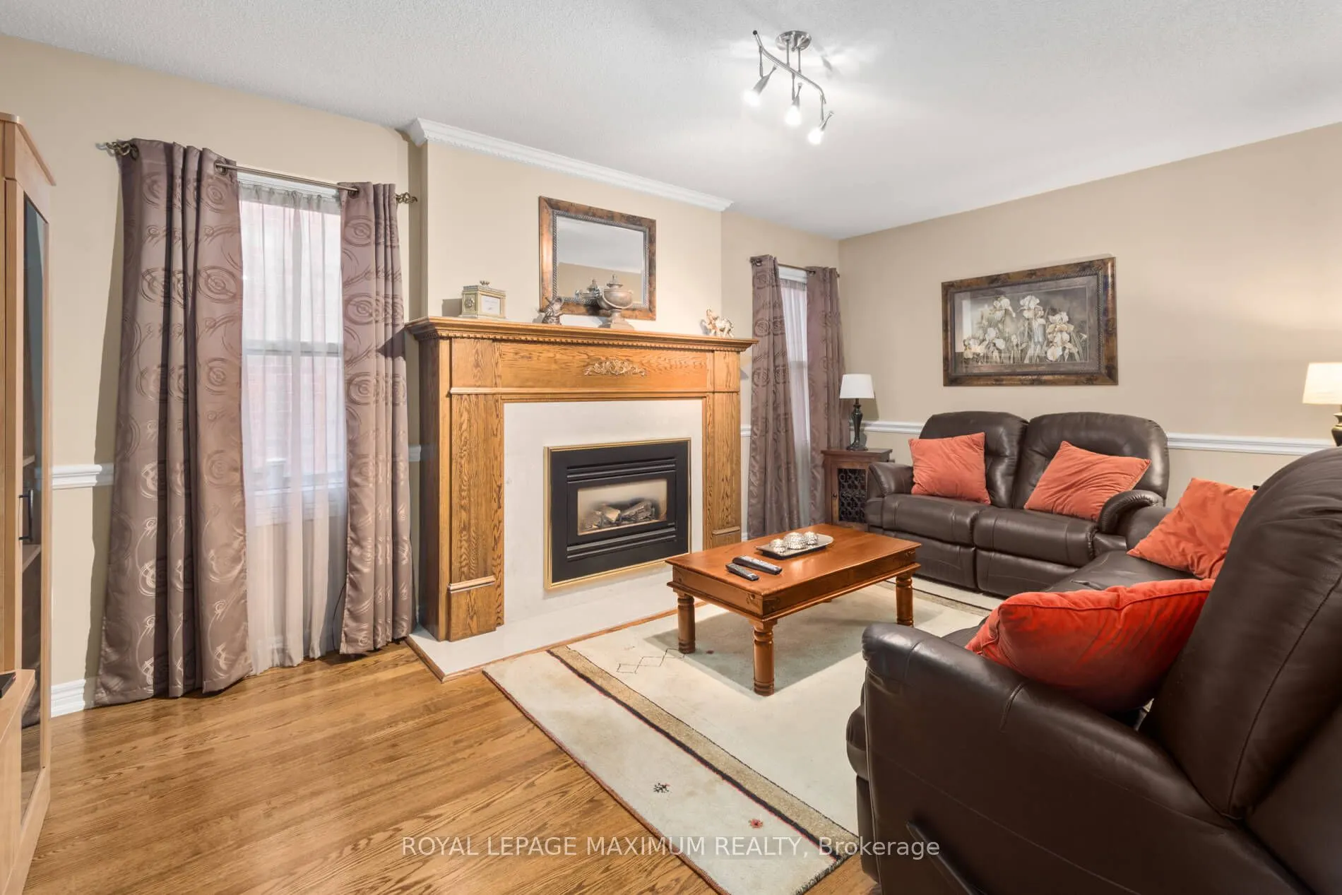 12 Checker Court