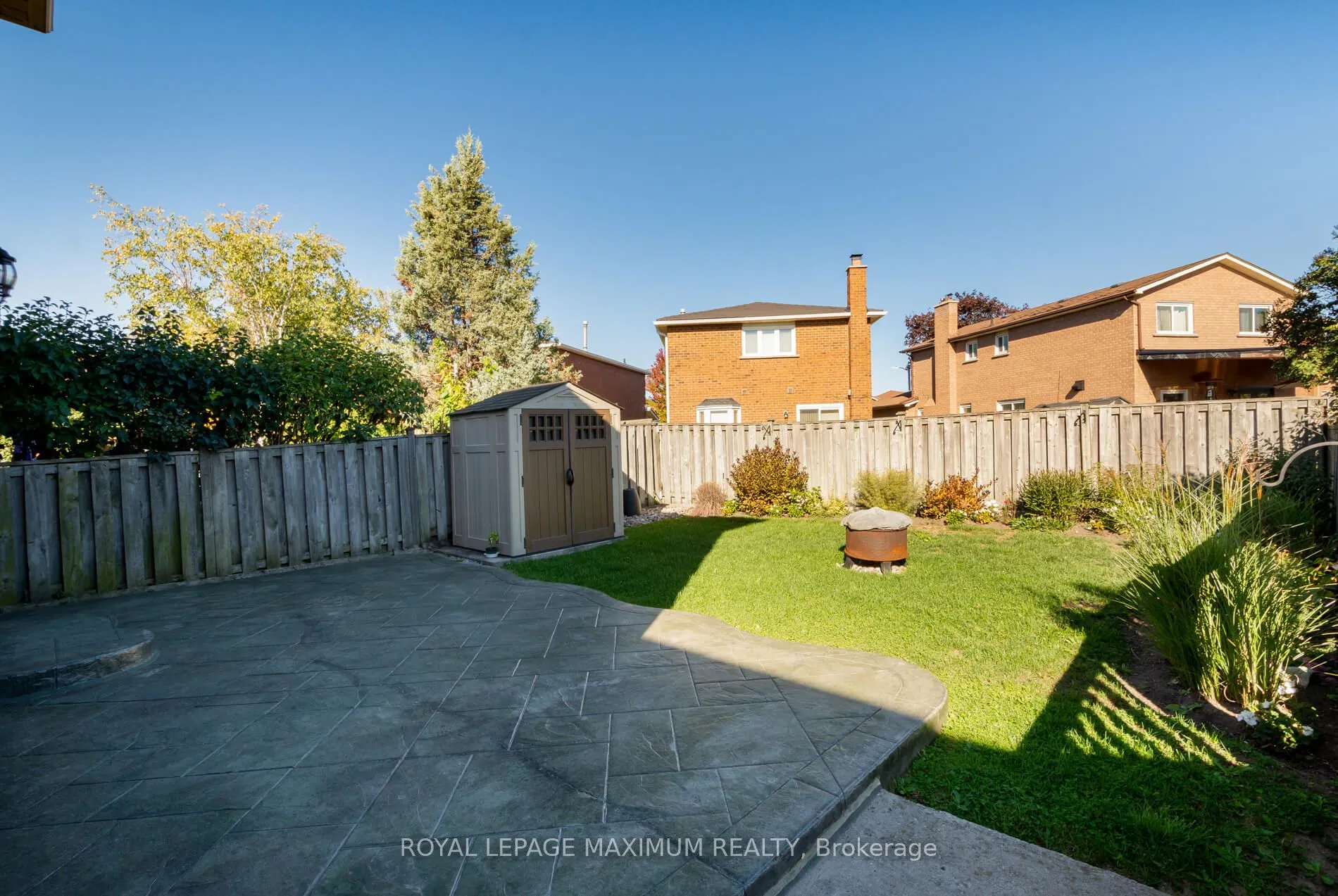 12 Checker Court