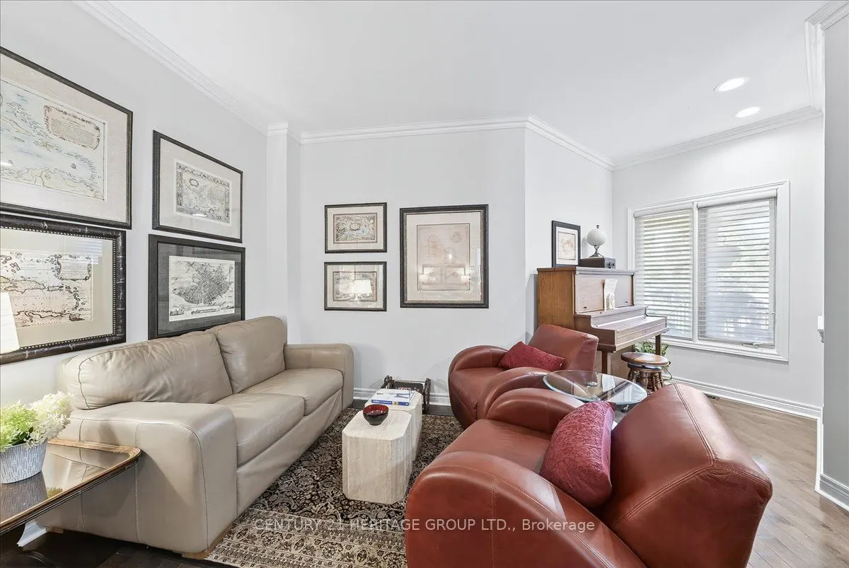 350 Hewitt Circle