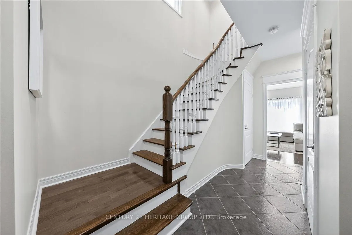 350 Hewitt Circle