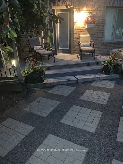 350 Hewitt Circle