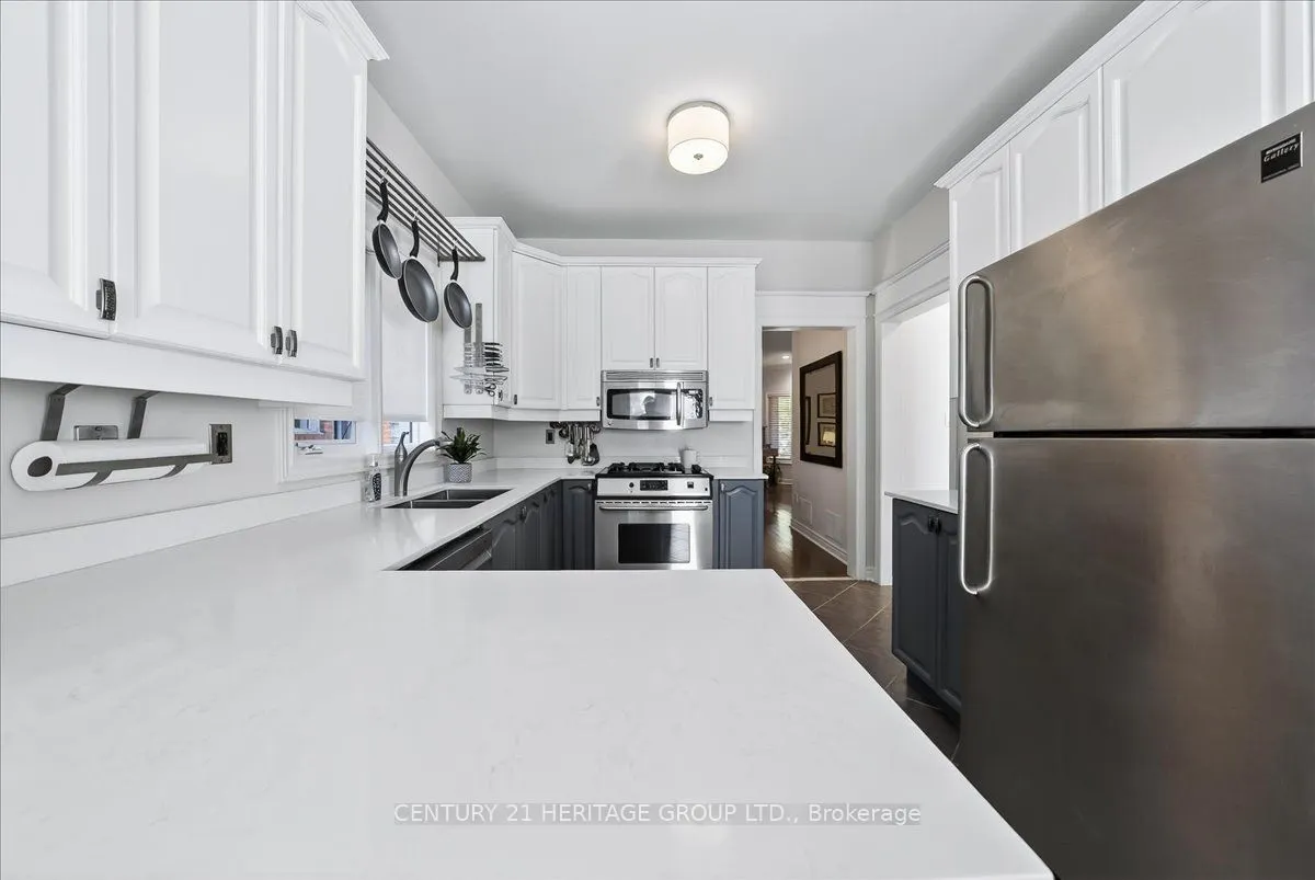 350 Hewitt Circle