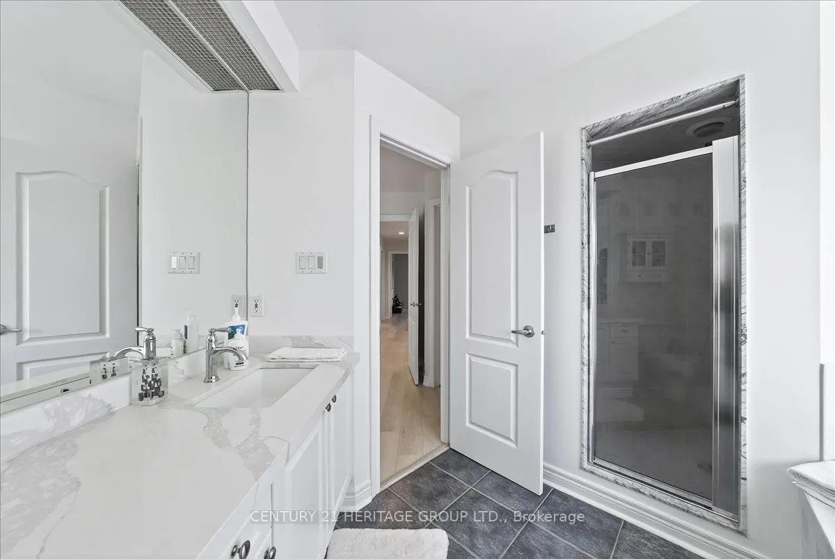350 Hewitt Circle