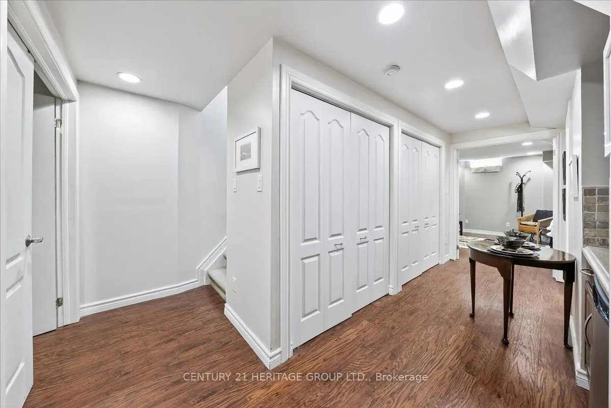 350 Hewitt Circle