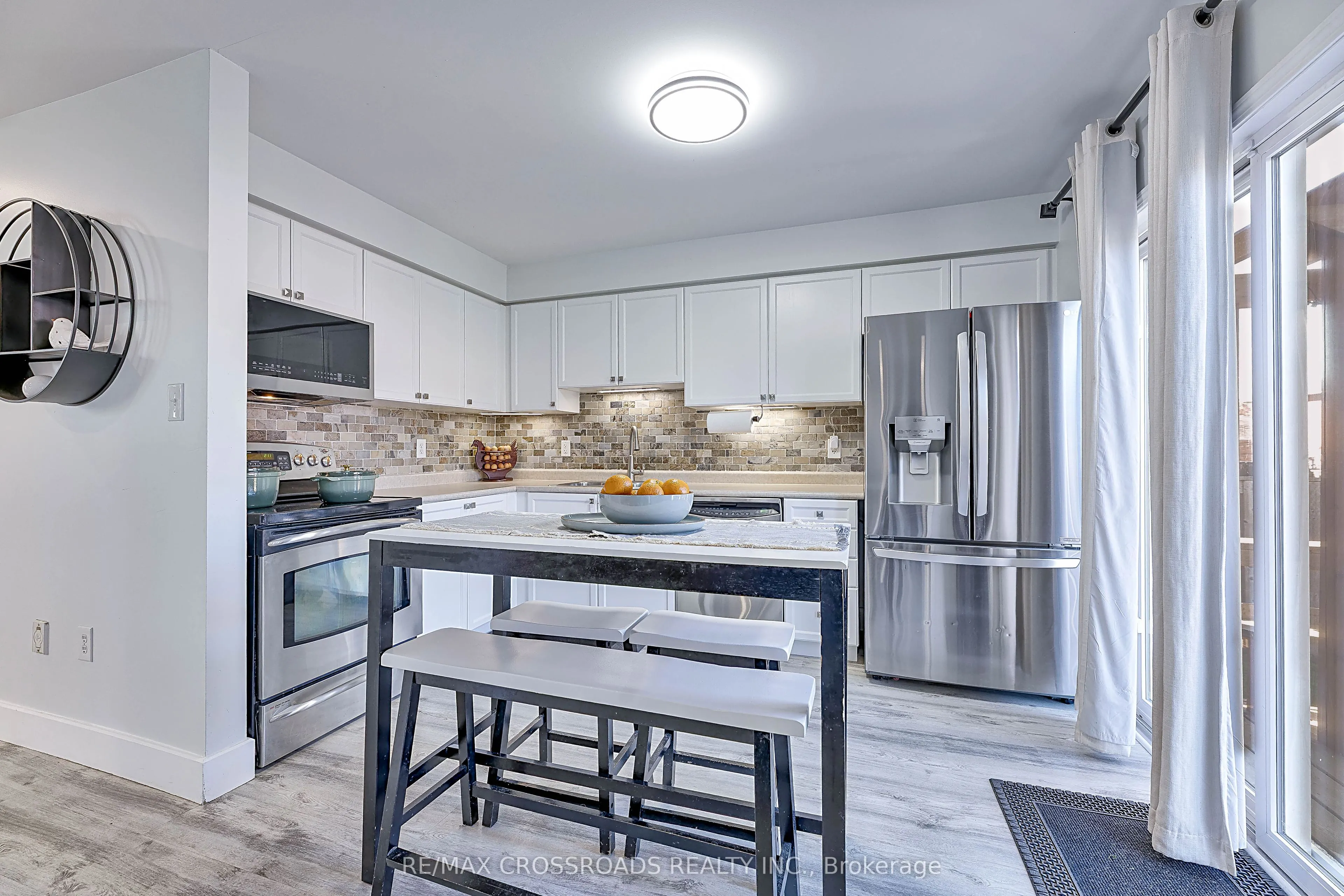 1220 Laurand Street