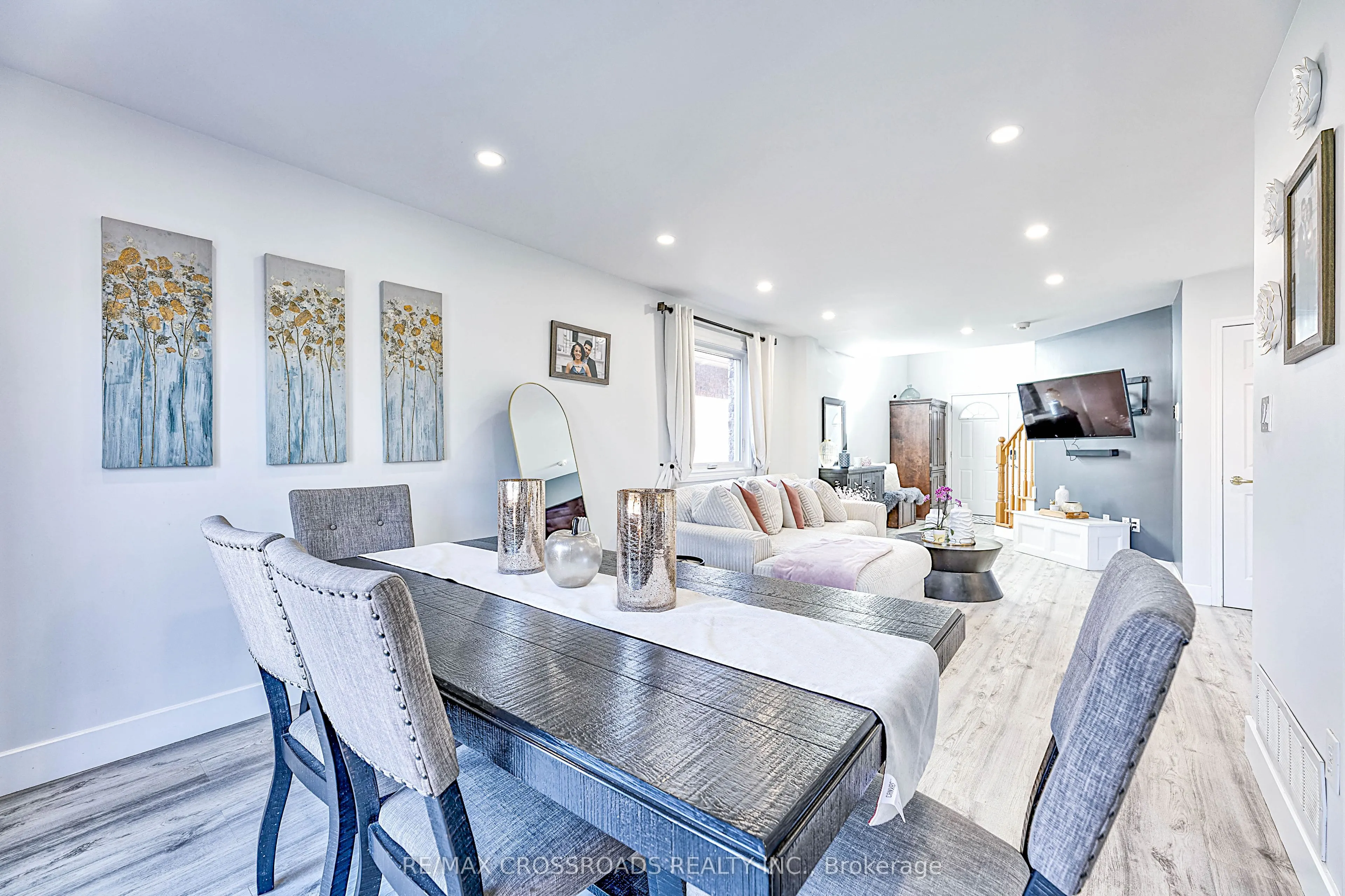 1220 Laurand Street