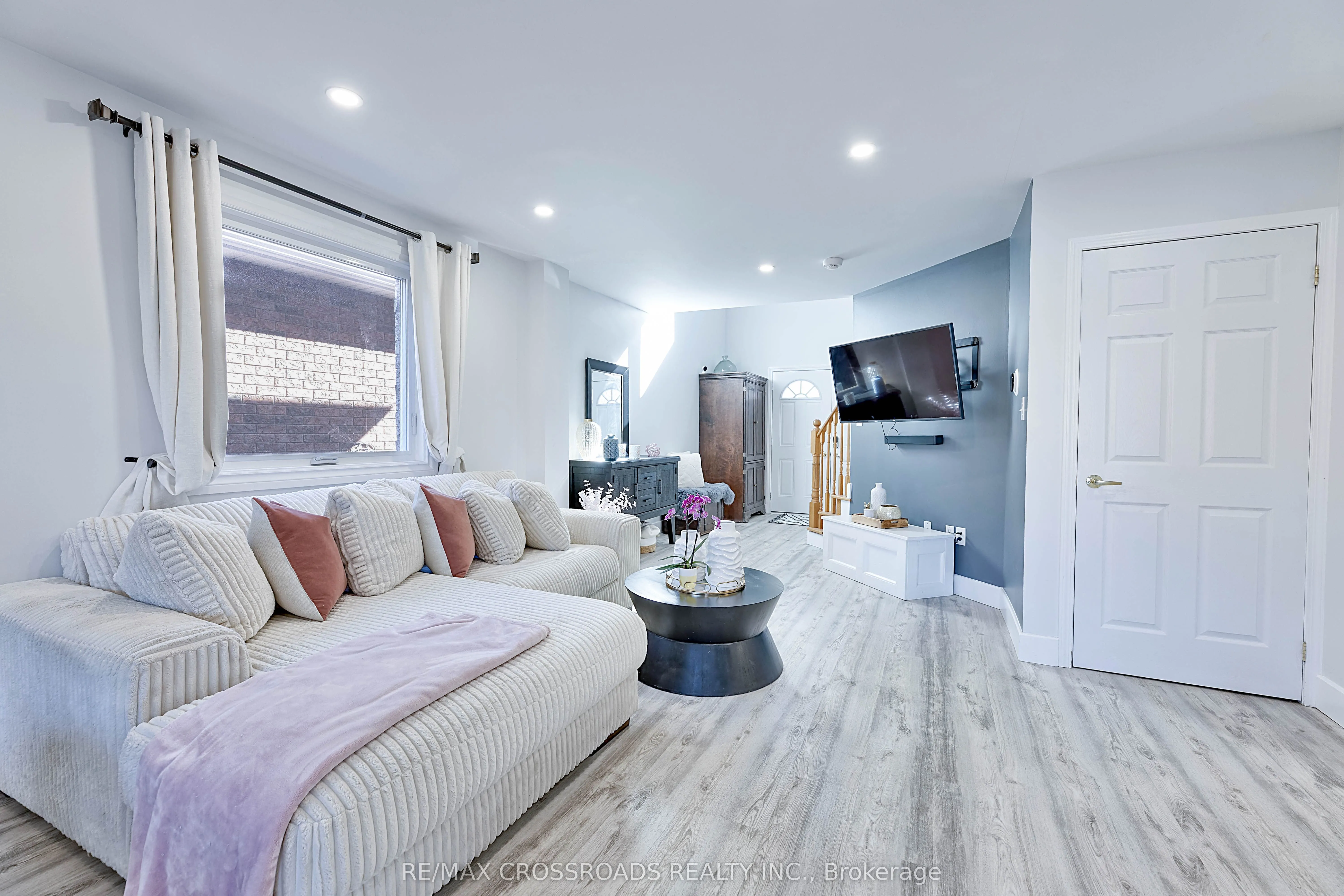 1220 Laurand Street