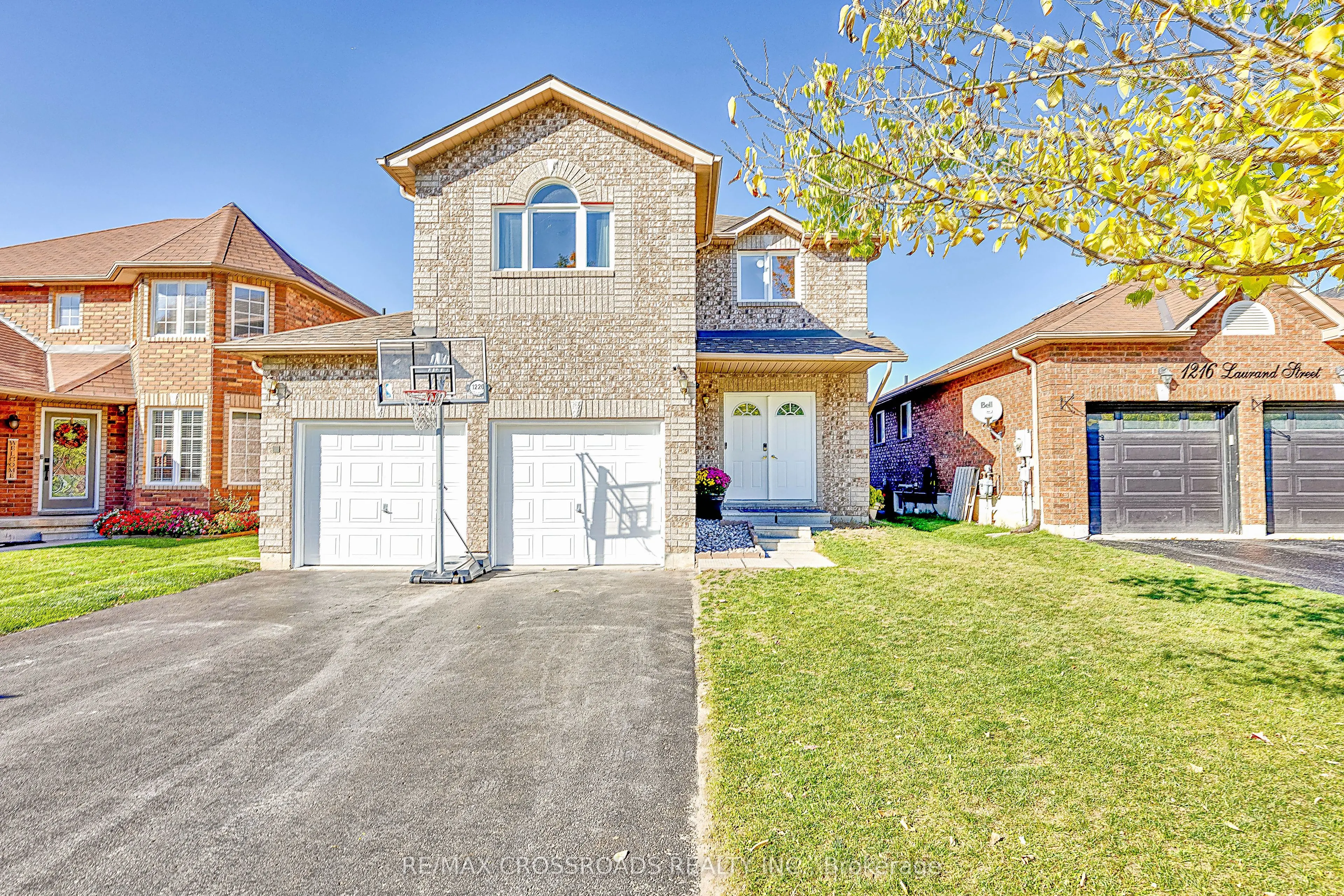 1220 Laurand Street