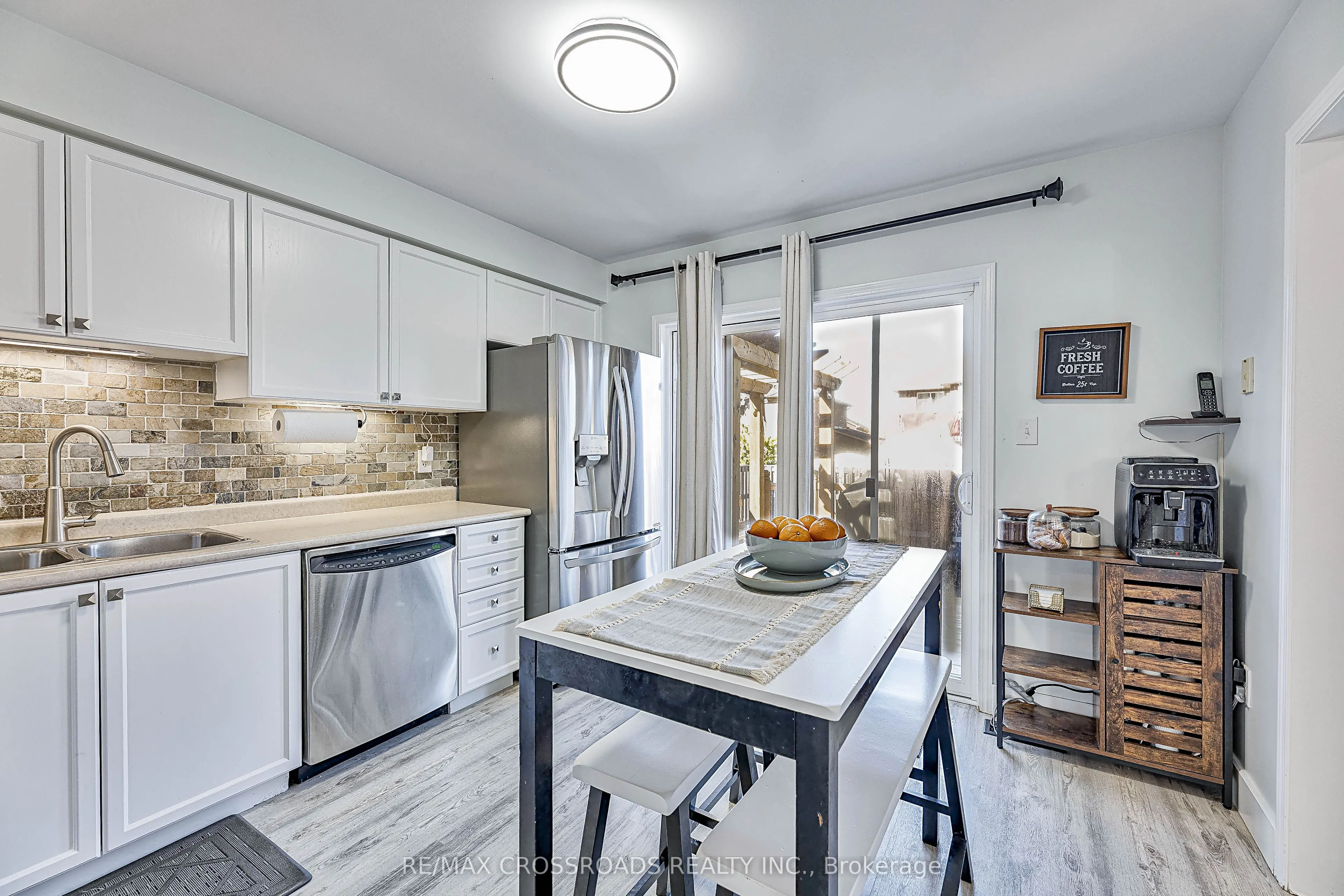 1220 Laurand Street
