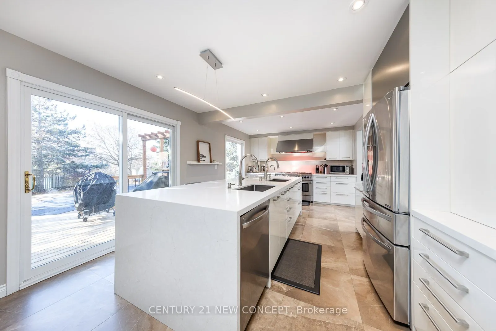 40 Marchwood Crescent