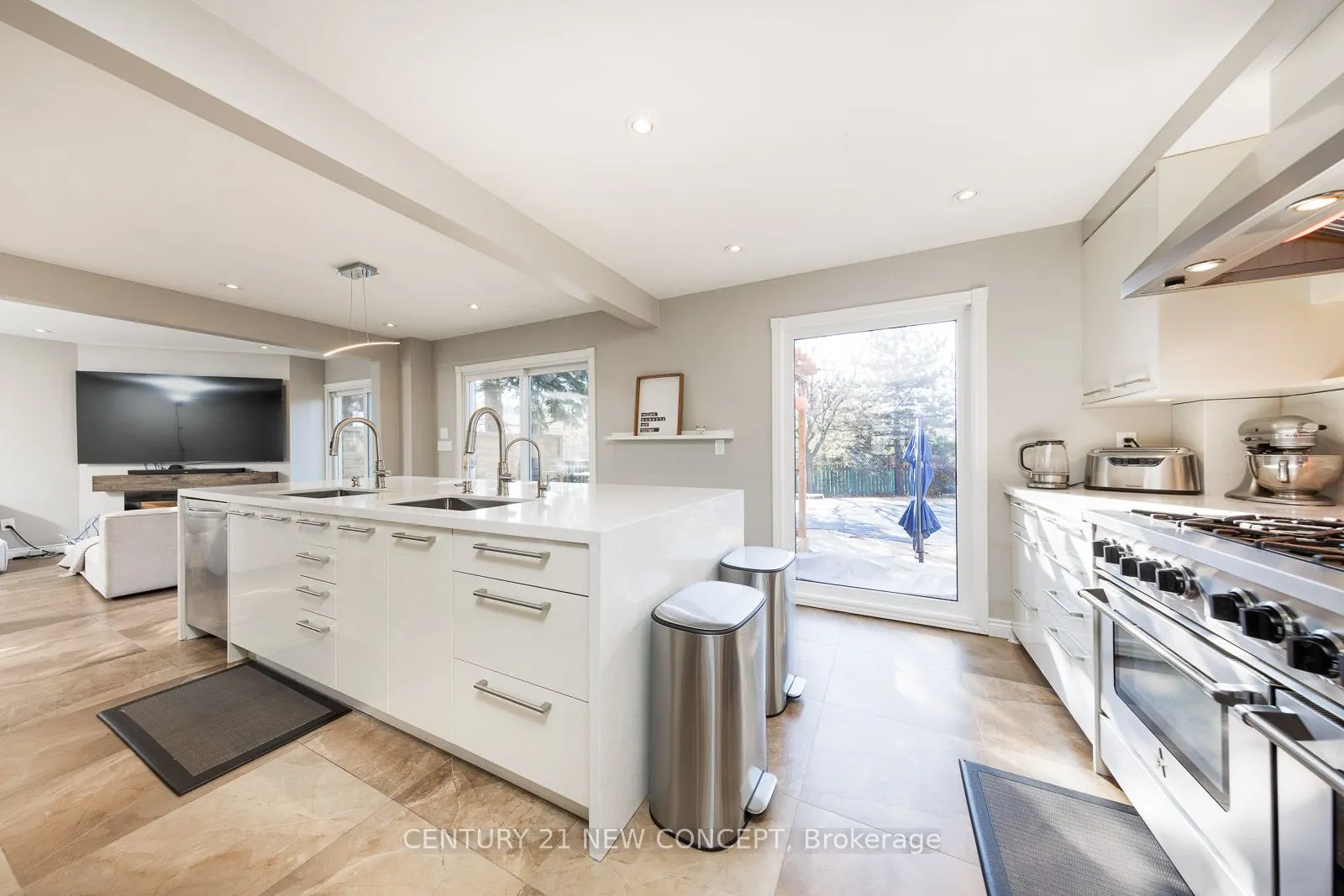40 Marchwood Crescent