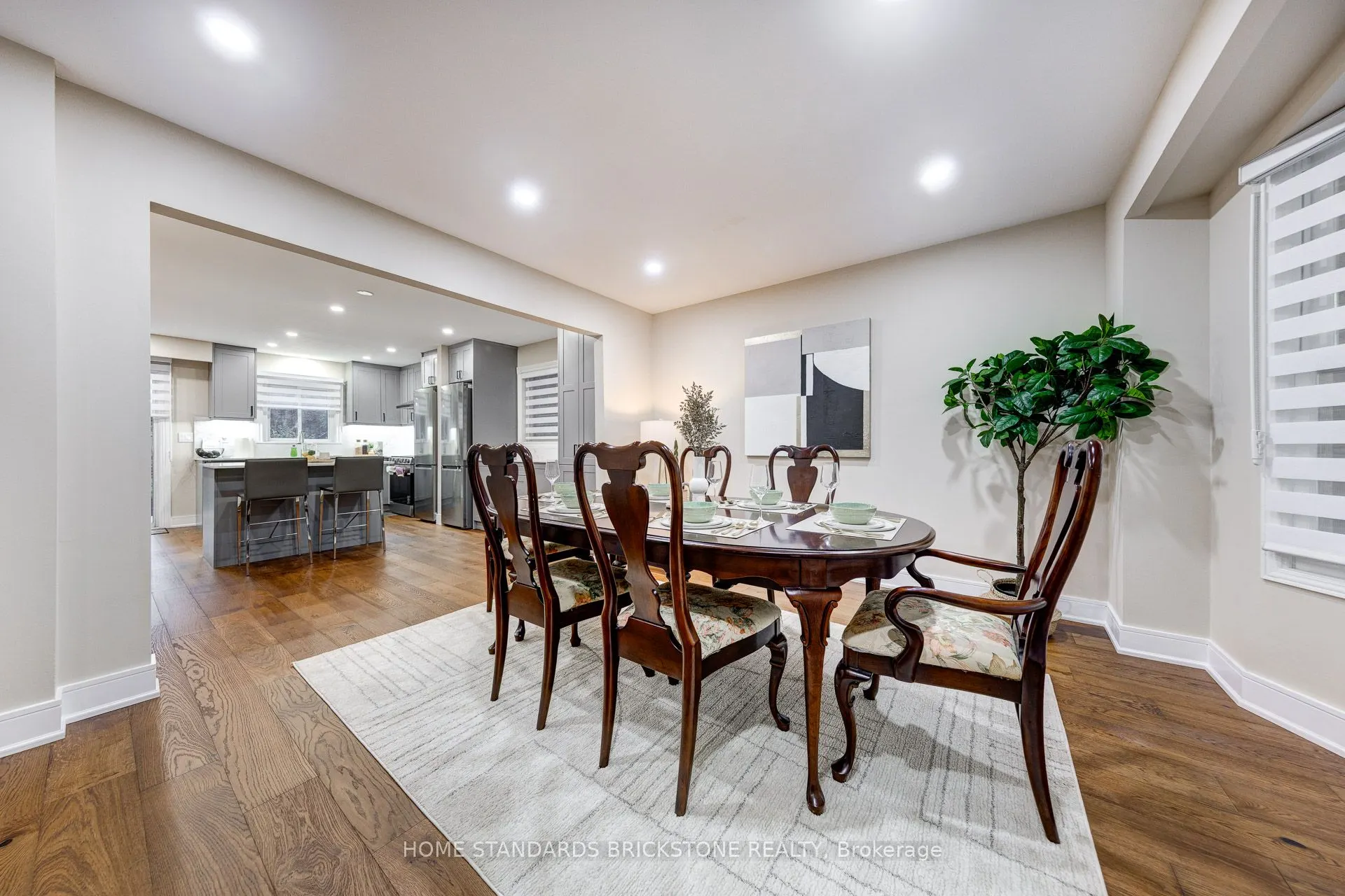 45 Spring Gate Boulevard