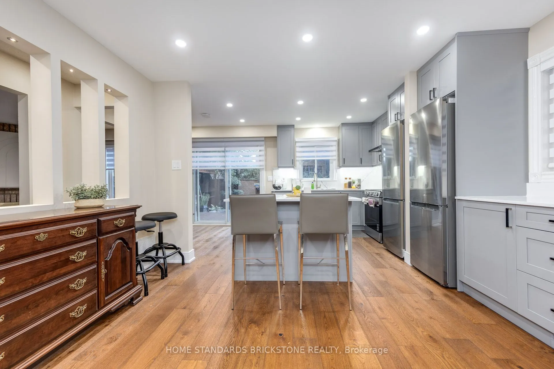 45 Spring Gate Boulevard