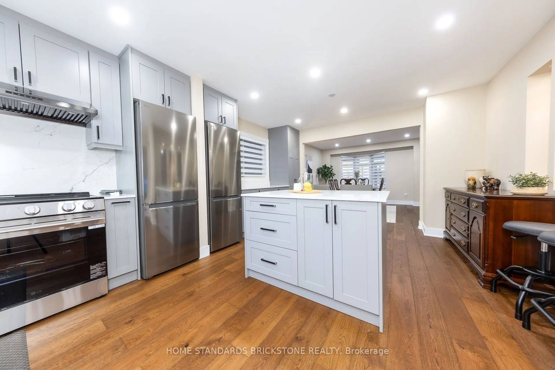 45 Spring Gate Boulevard