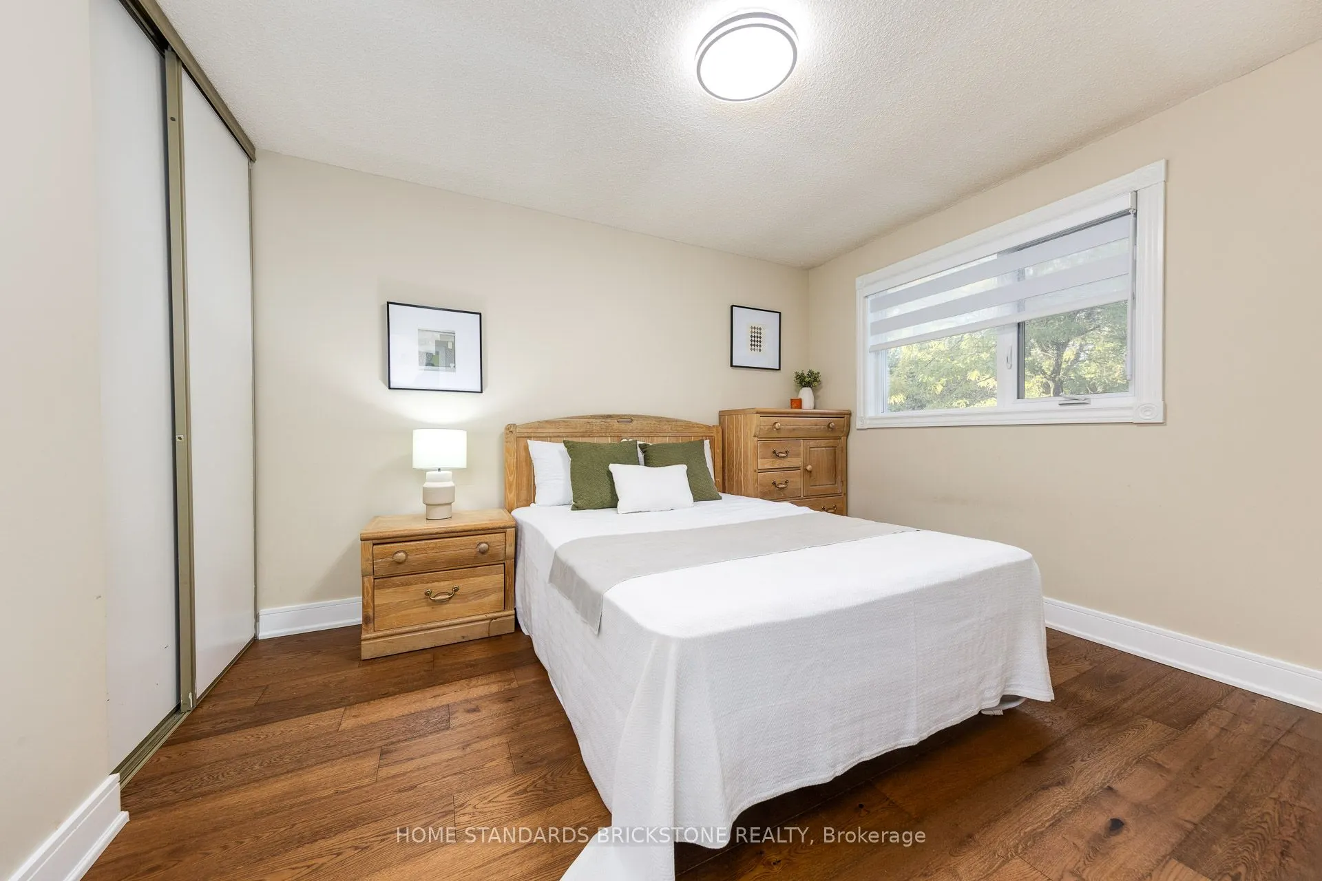 45 Spring Gate Boulevard