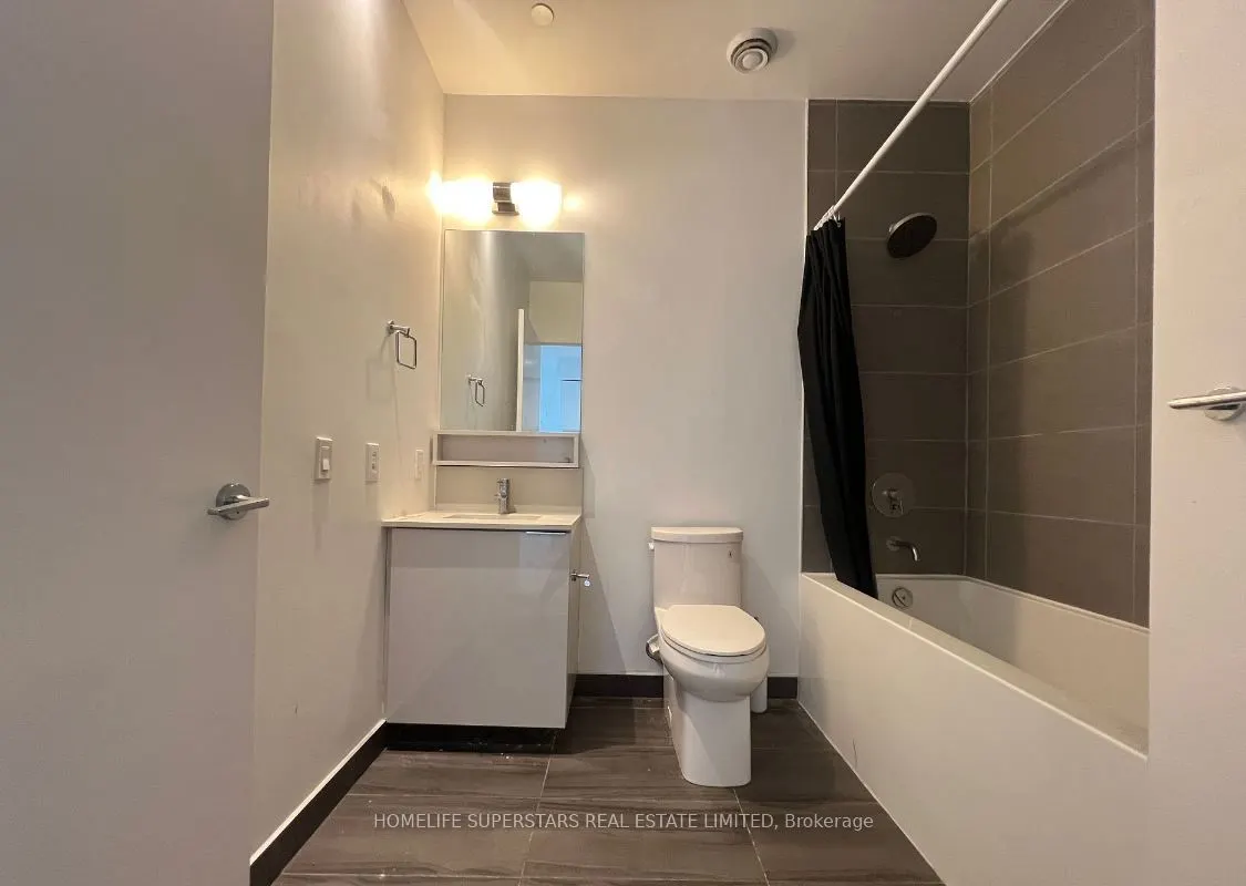 950 Portage Parkway, #3801