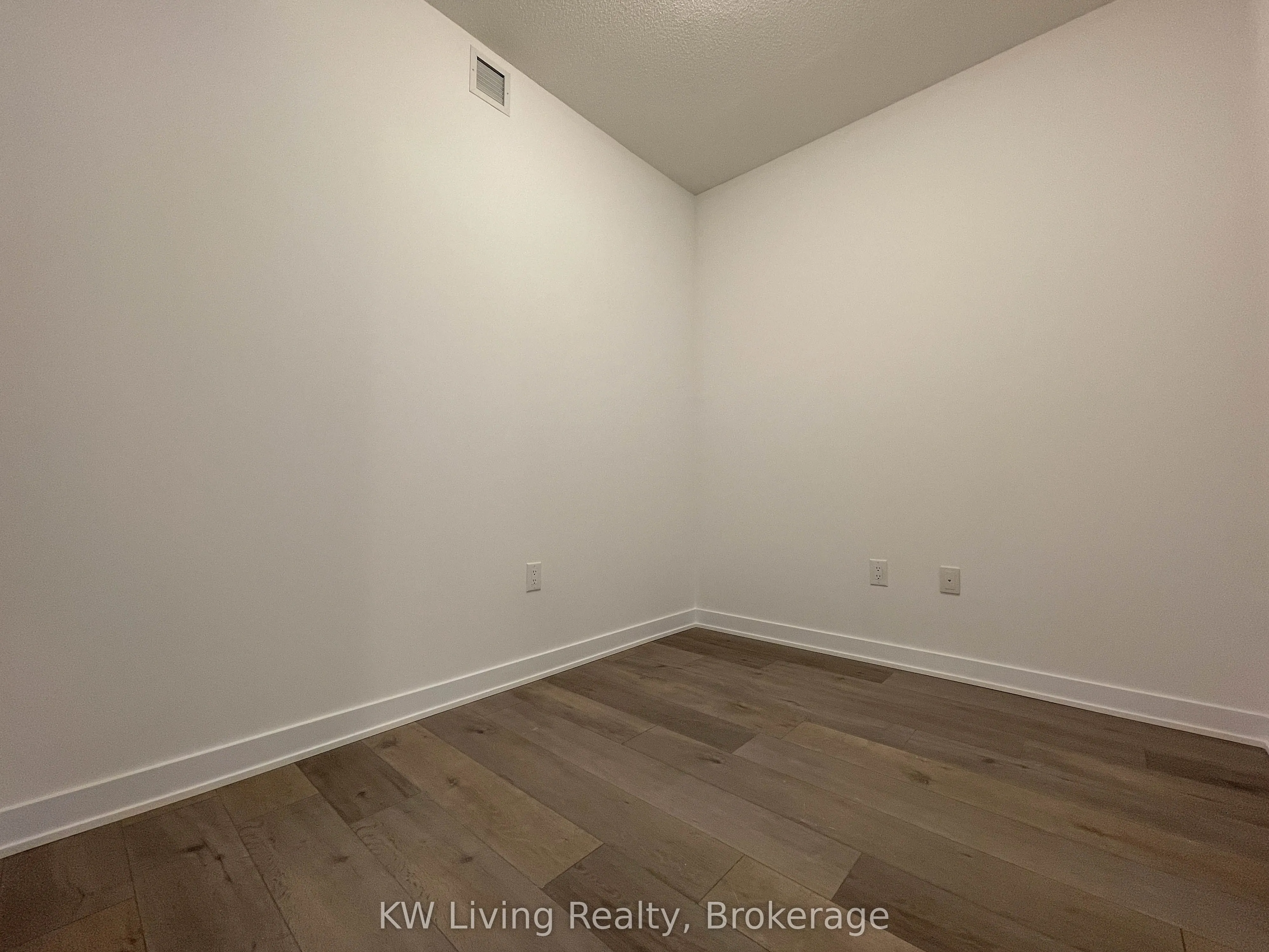 60 Honeycrisp Crescent, #1502