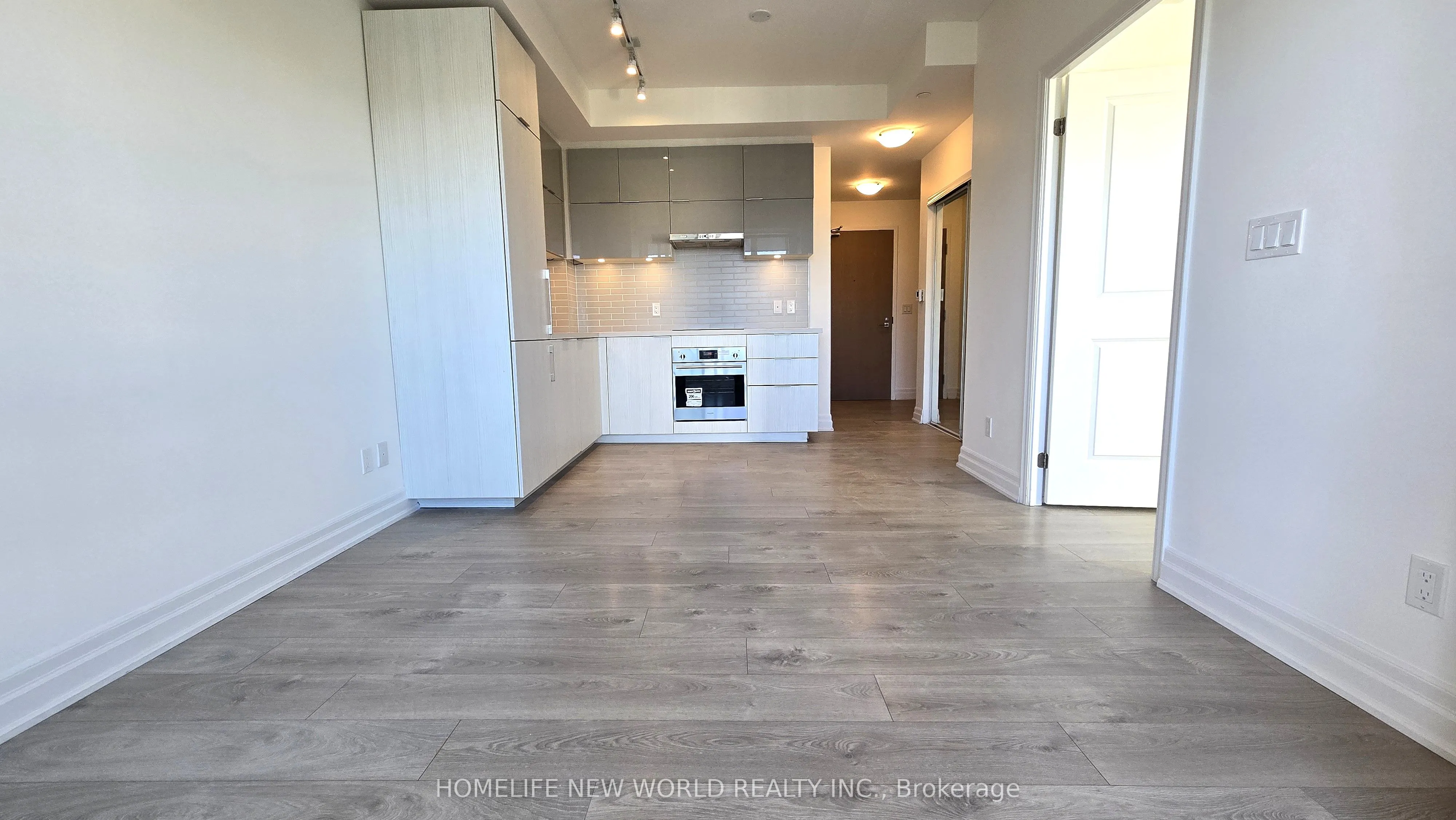 8 Rouge Valley Drive, #607