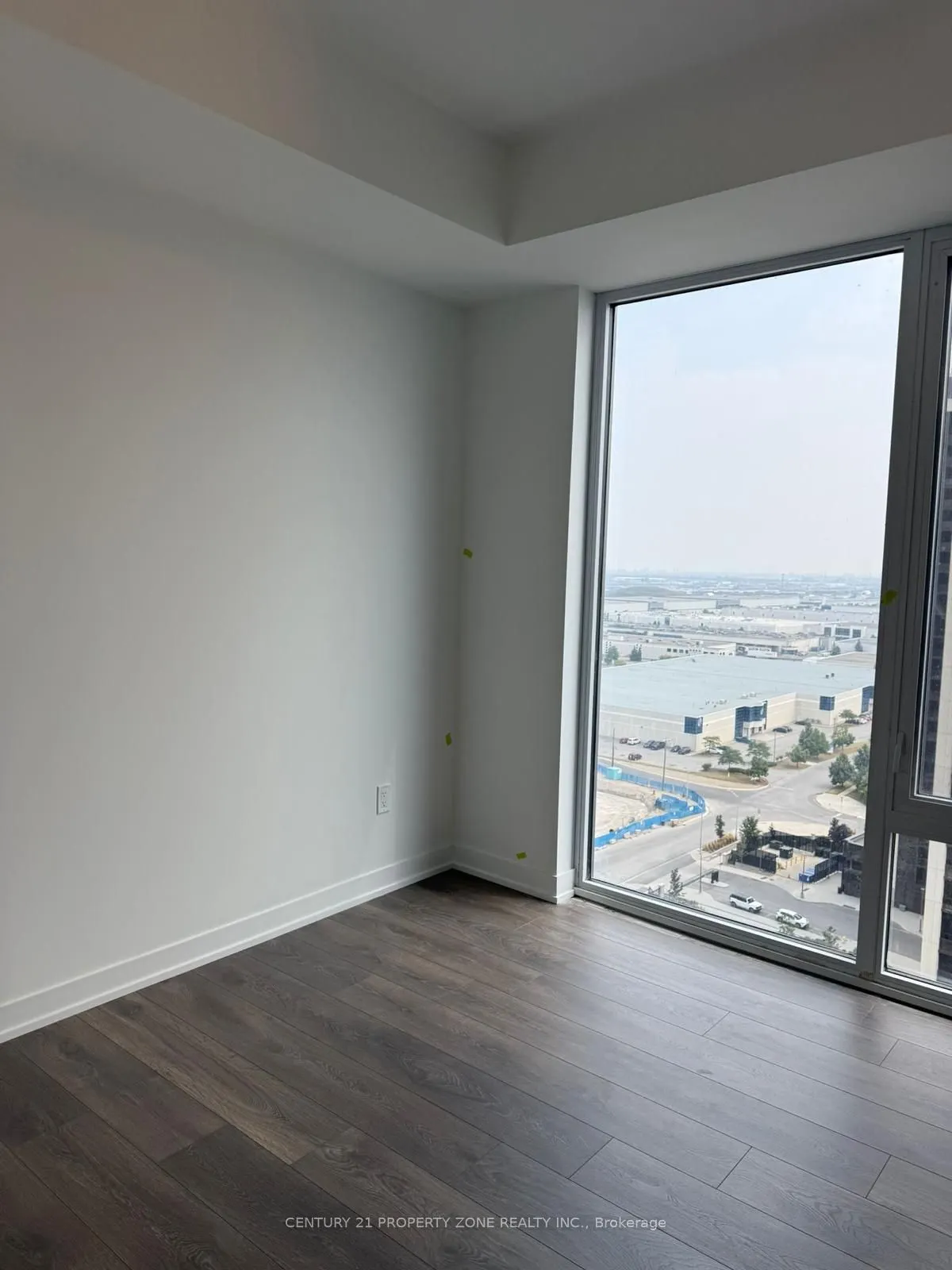 10 Abeja Street, #1619