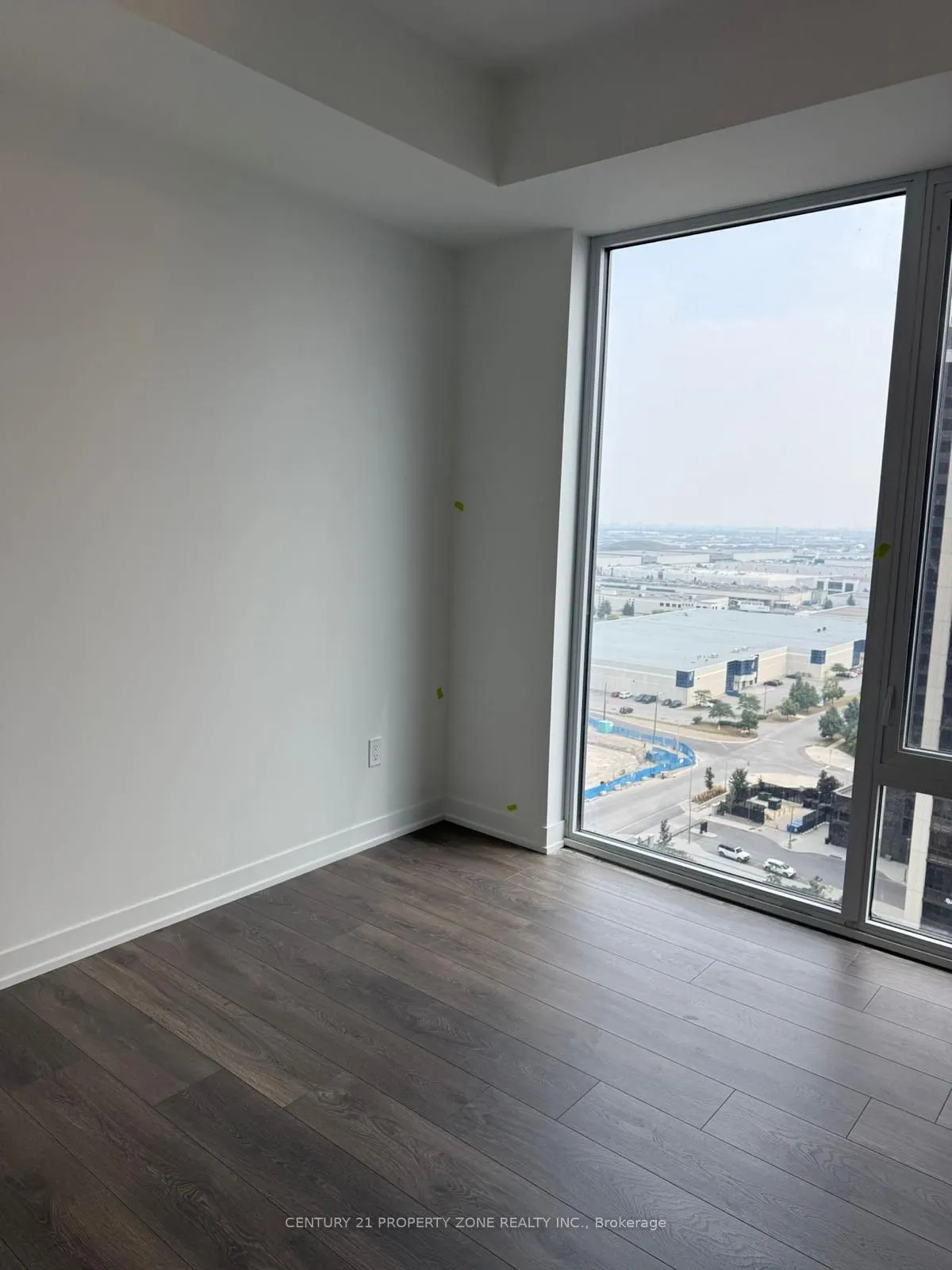 10 Abeja Street, #1619