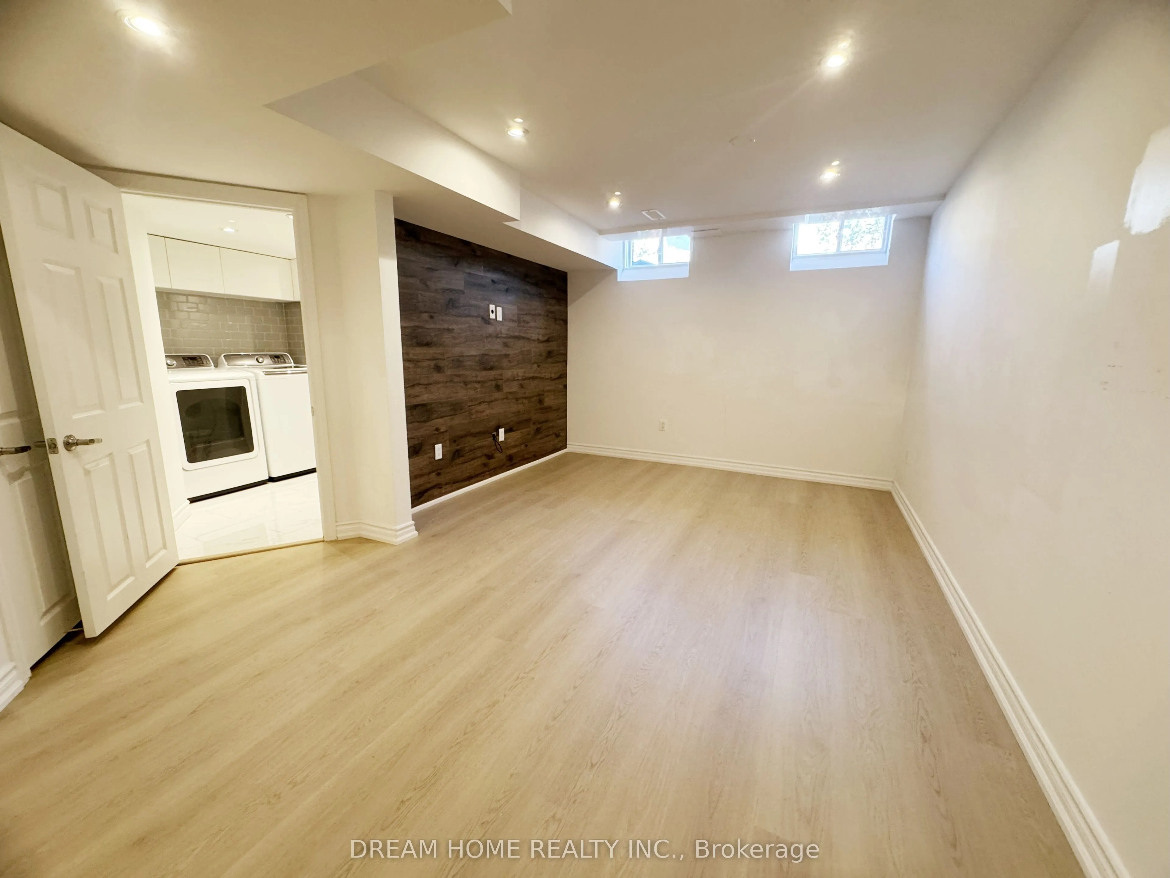 110 Autumn Hill Boulevard