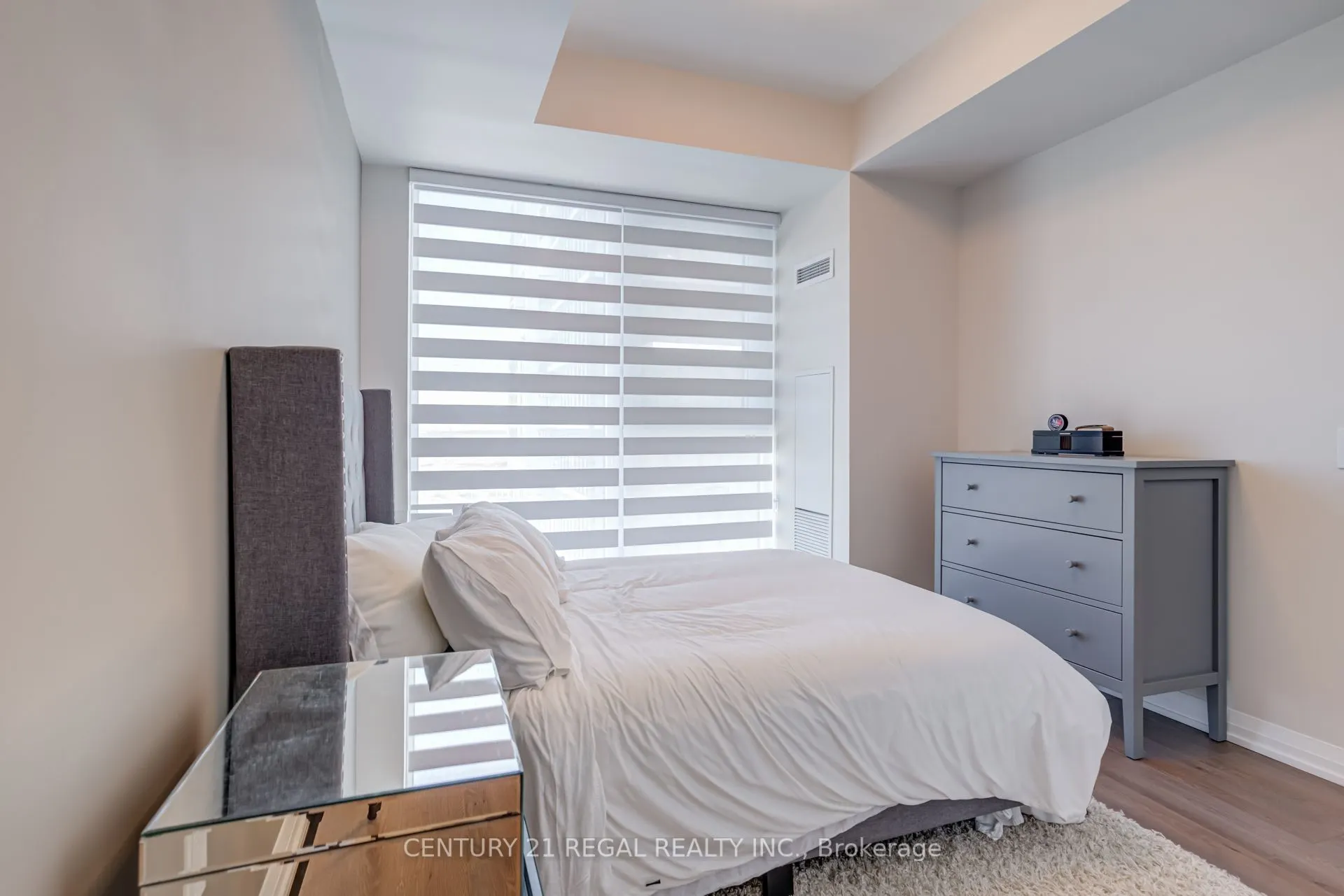 9000 Jane Street, #2125