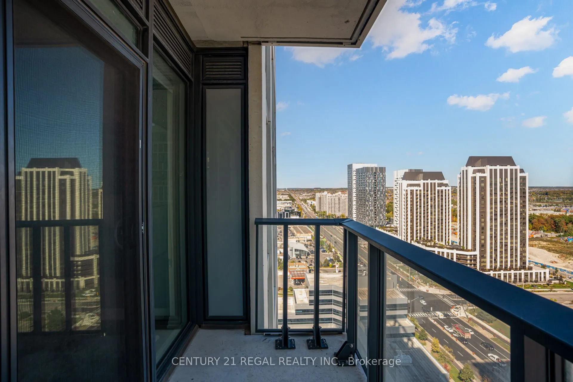 9000 Jane Street, #2125