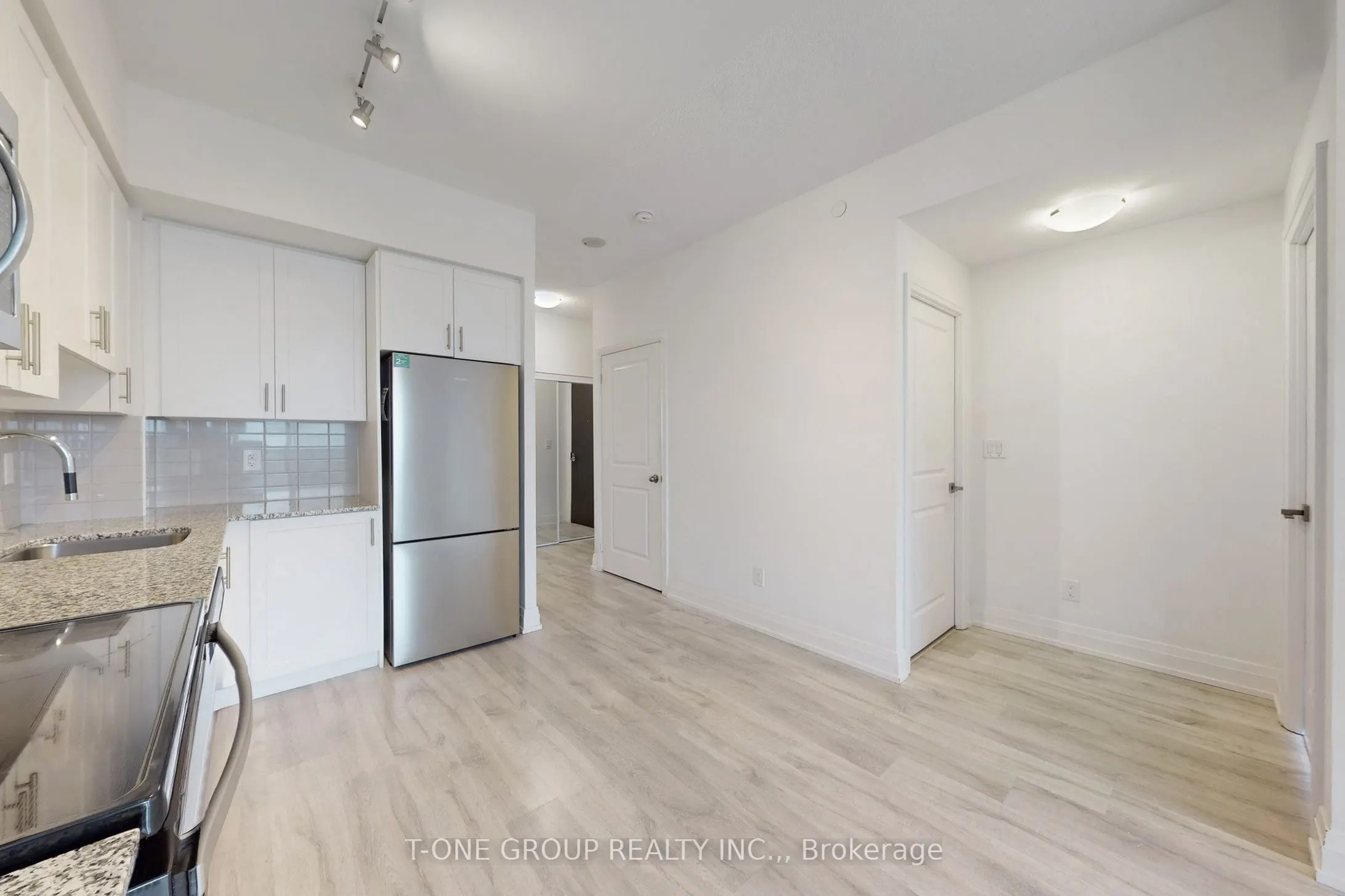 3700 Highway 7, #1606