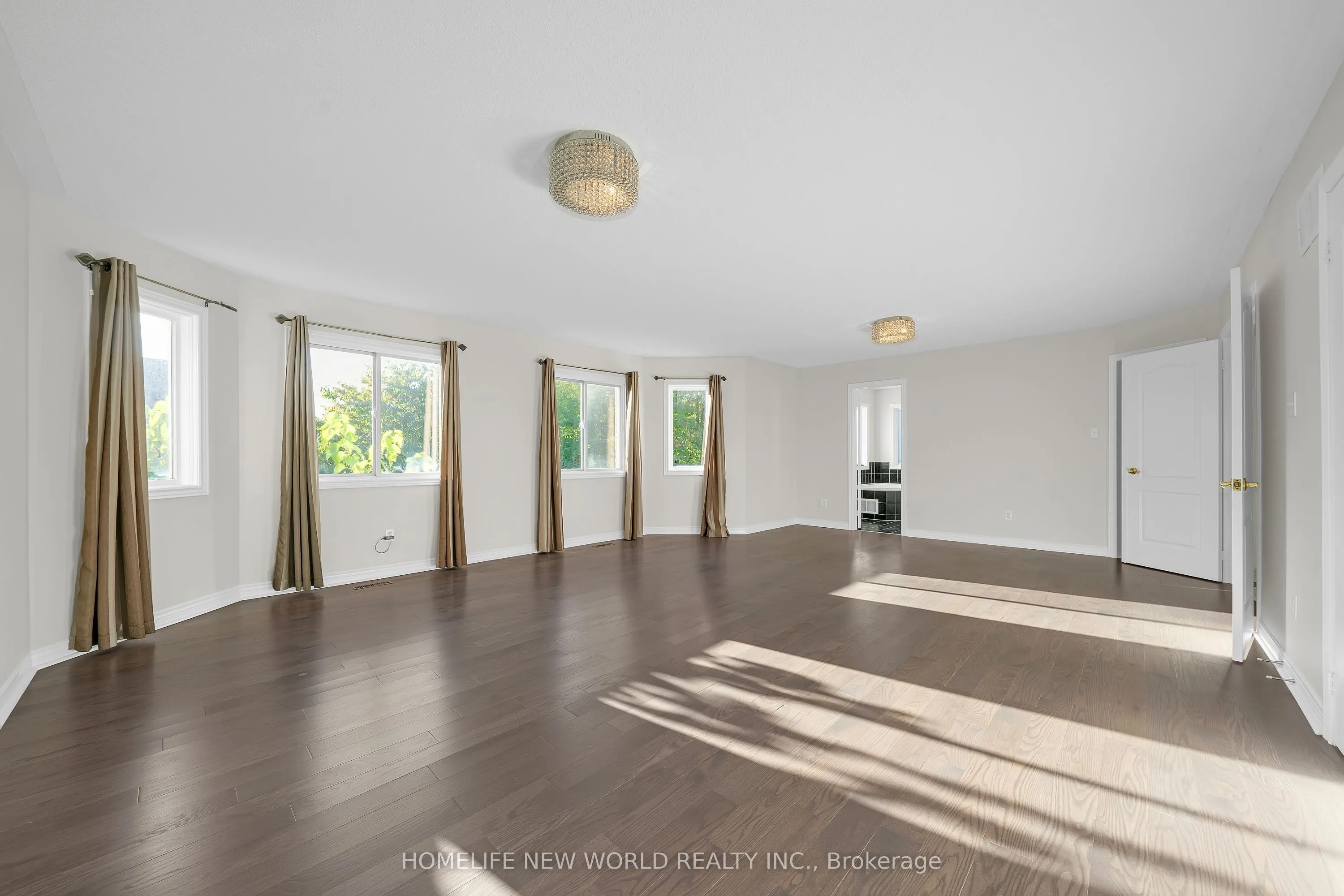 99 Clarendon Drive
