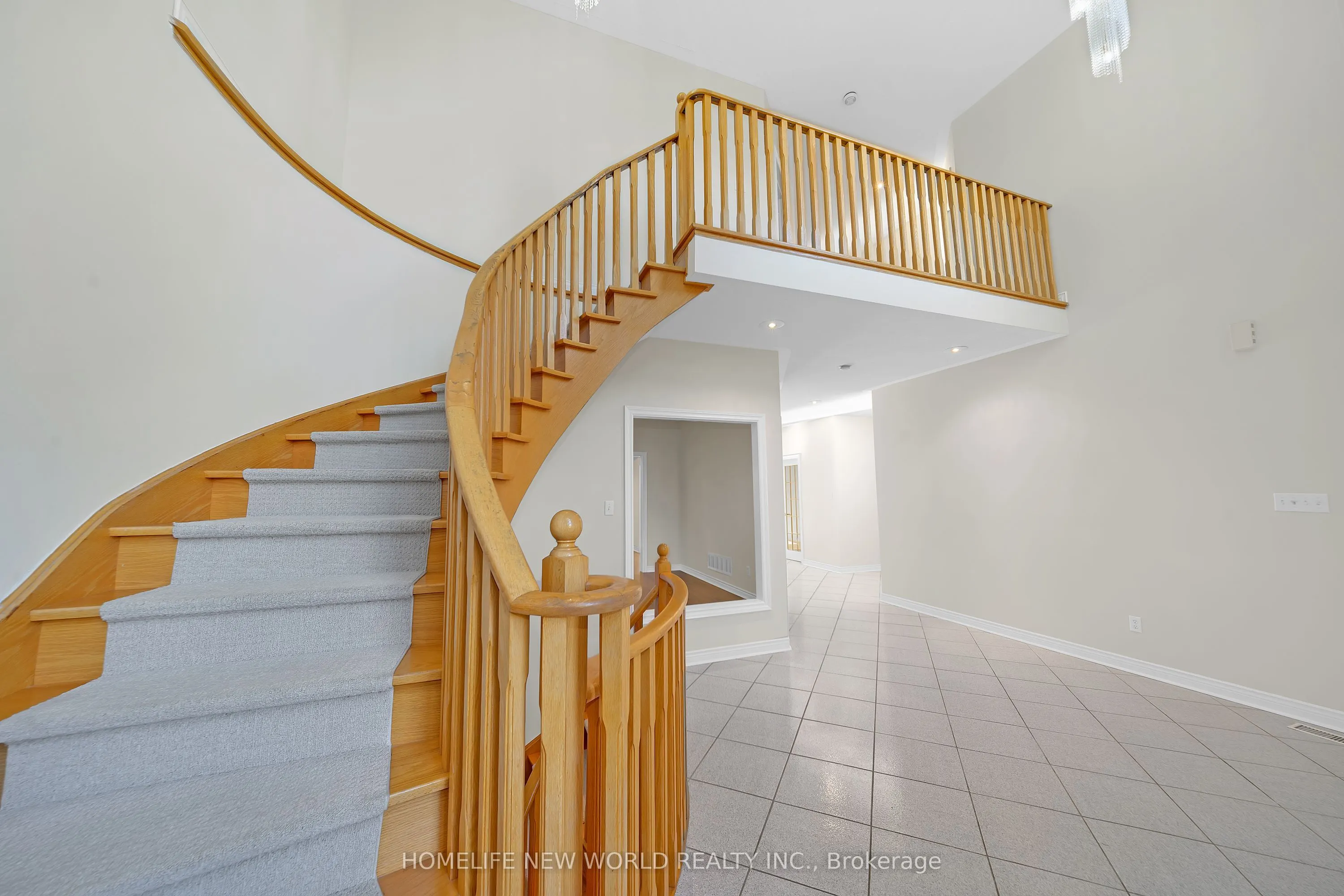 99 Clarendon Drive